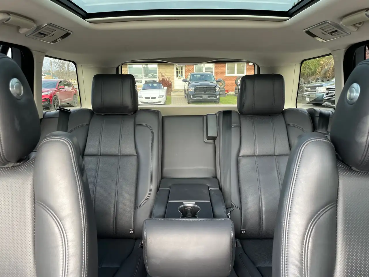 Land Rover Range Rover снимка Land Rover Range Rover