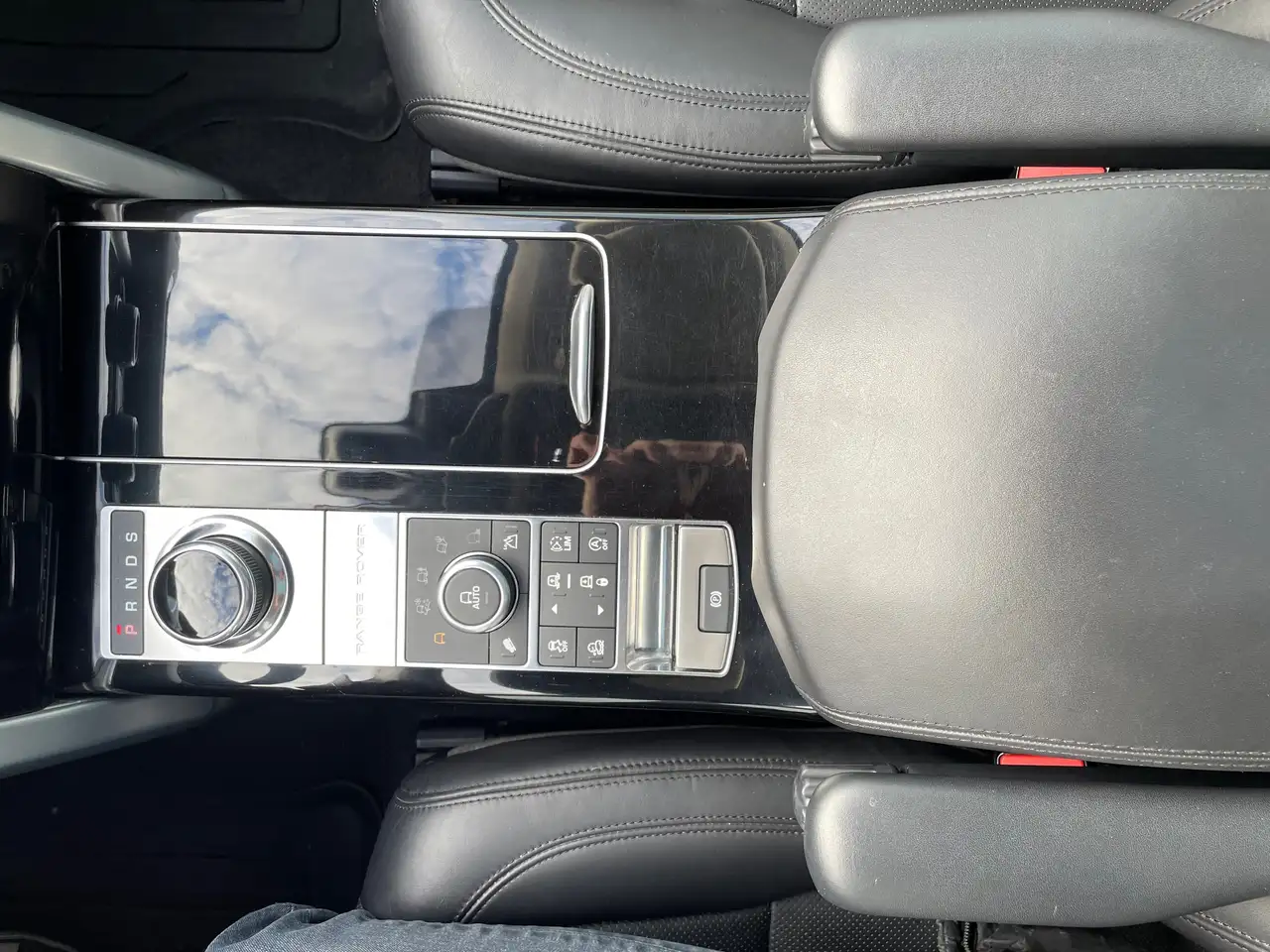 Land Rover Range Rover снимка Land Rover Range Rover