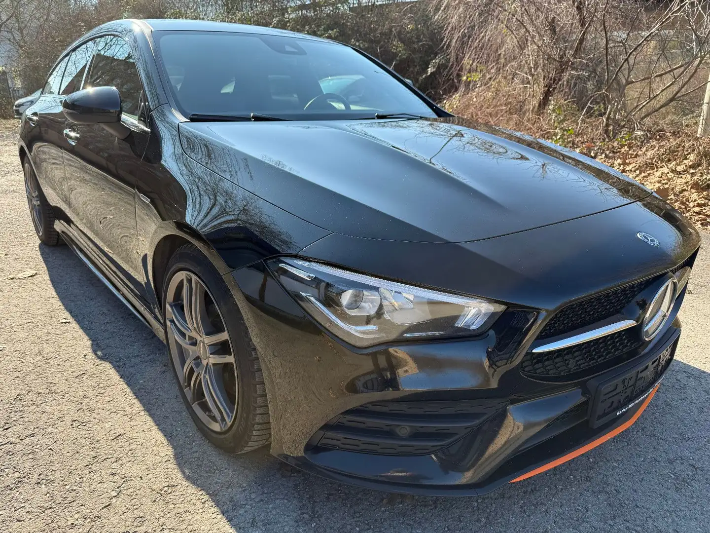 Mercedes-Benz CLA 220 Shooting Brake CLA 220 d Edition 1 Czarny - 2