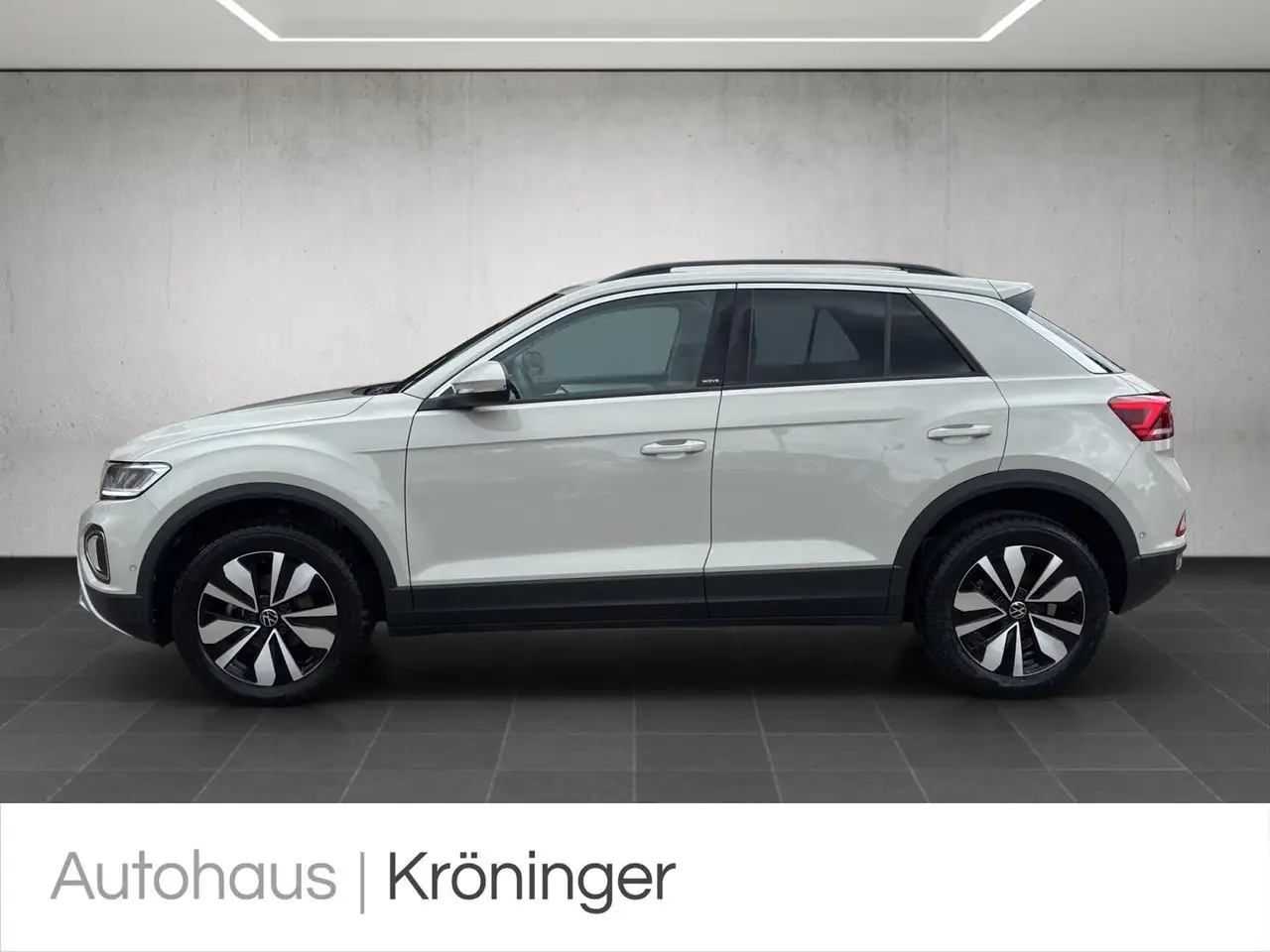Volkswagen T-Roc MOVE 1.5 TSI DSG LED Navi Rück ACC 4
