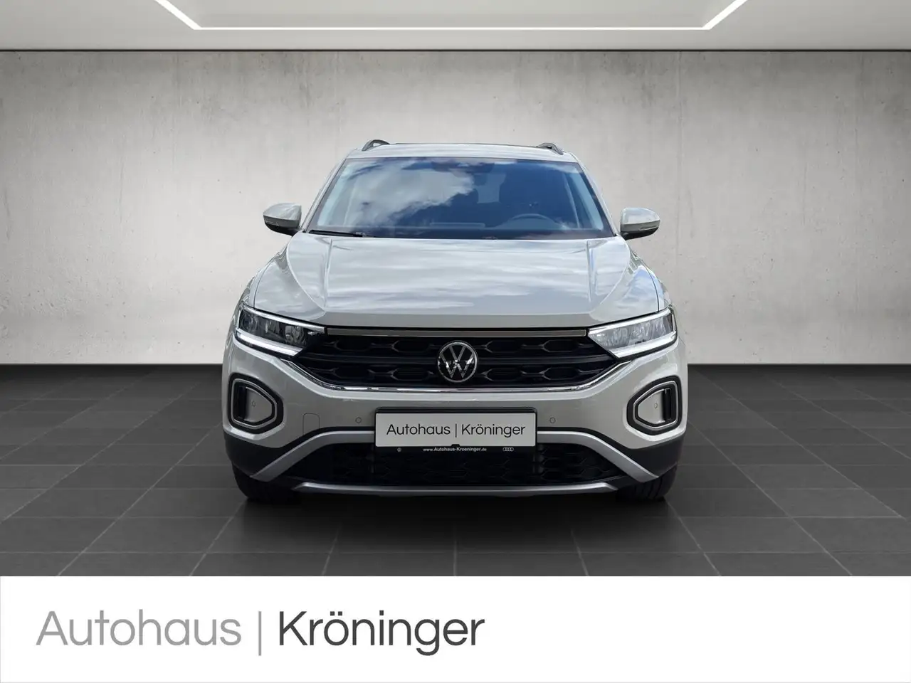 Volkswagen T-Roc MOVE 1.5 TSI DSG LED Navi Rück ACC 6
