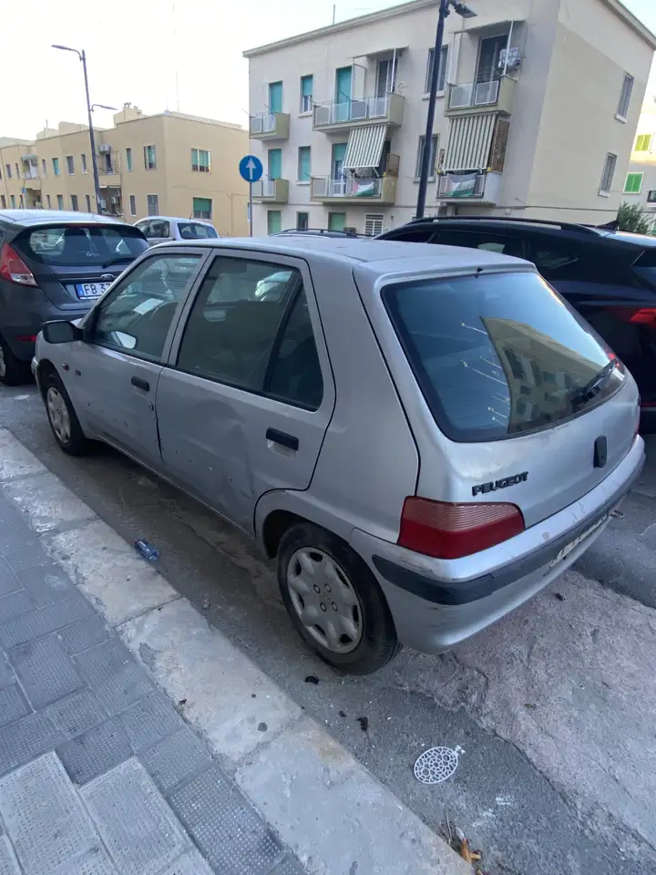 Peugeot 106 5p 1.1 XT, foto 3