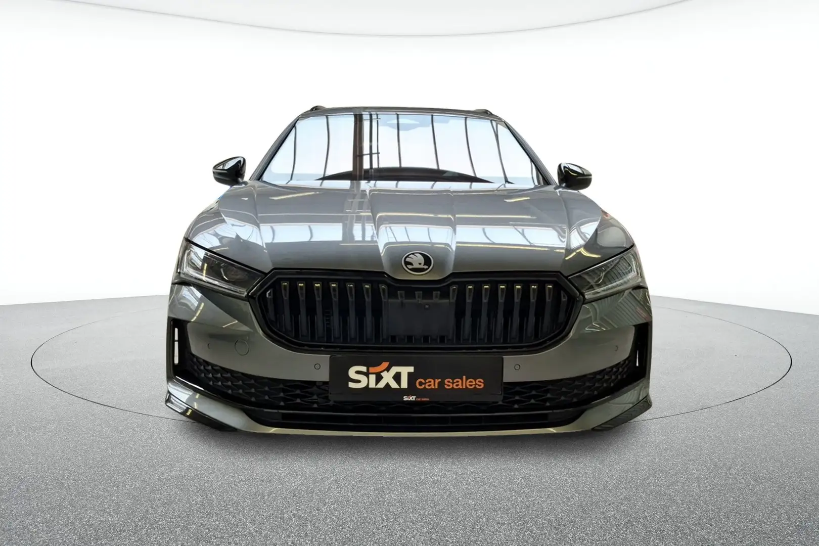 Skoda Superb Combi Sportline|Pano|AHK|HeadUp|MatrixLED Grau - 2