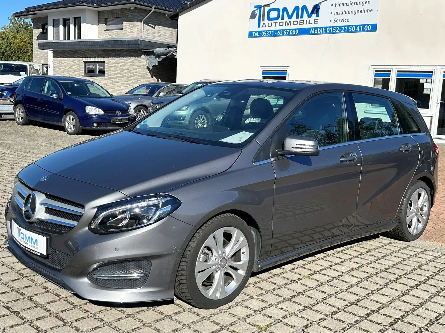Mercedes-Benz B 200 CDI / d Autom. / LED / Orig. 31Tkm Grau - 1