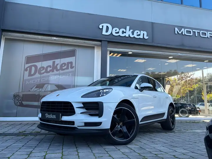 Porsche Macan 2.0 2021