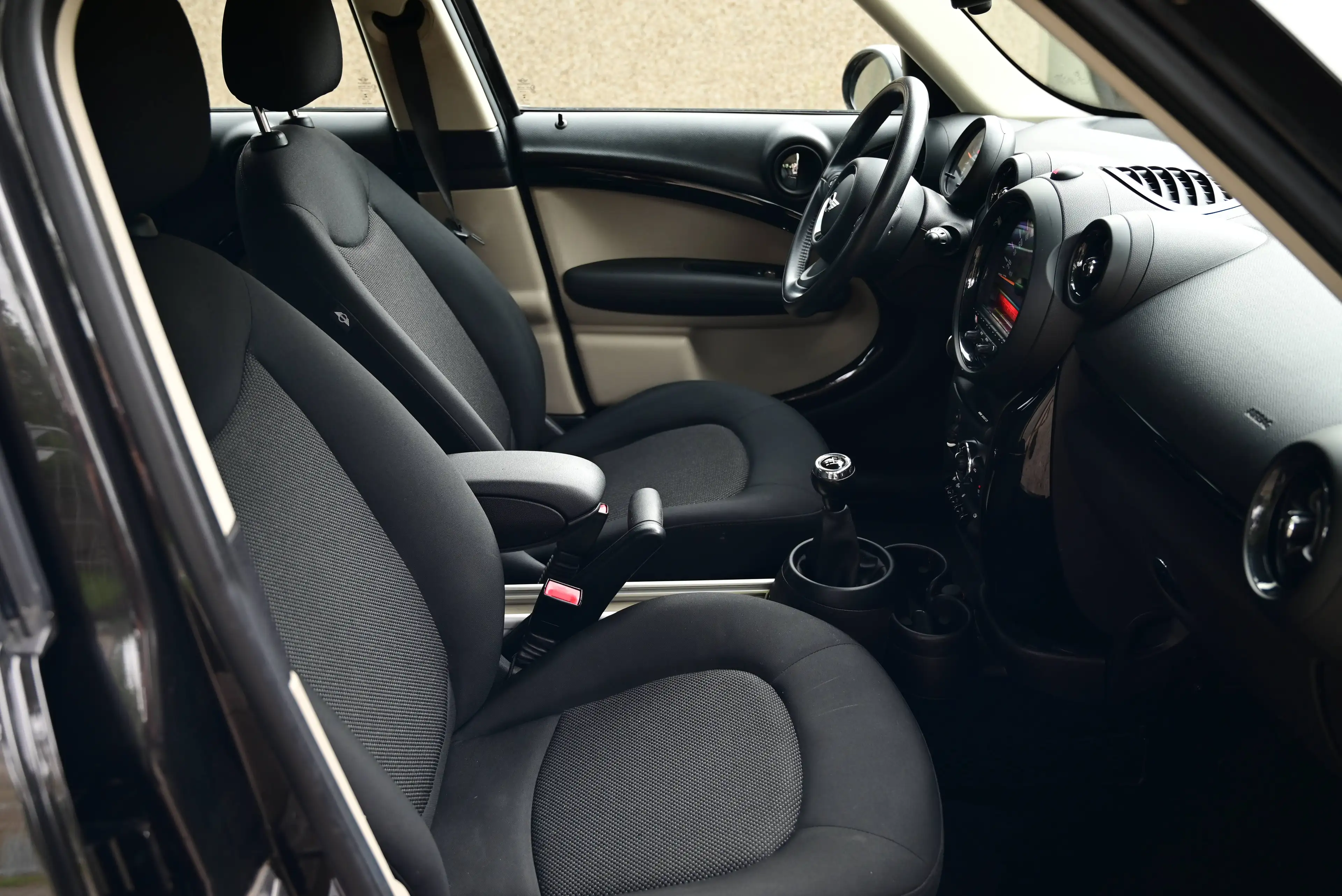 MINI One Countryman R60 / PDC / CRUISE CONTROL / 1ST OWNER / LOW MILEAGE — photo 15