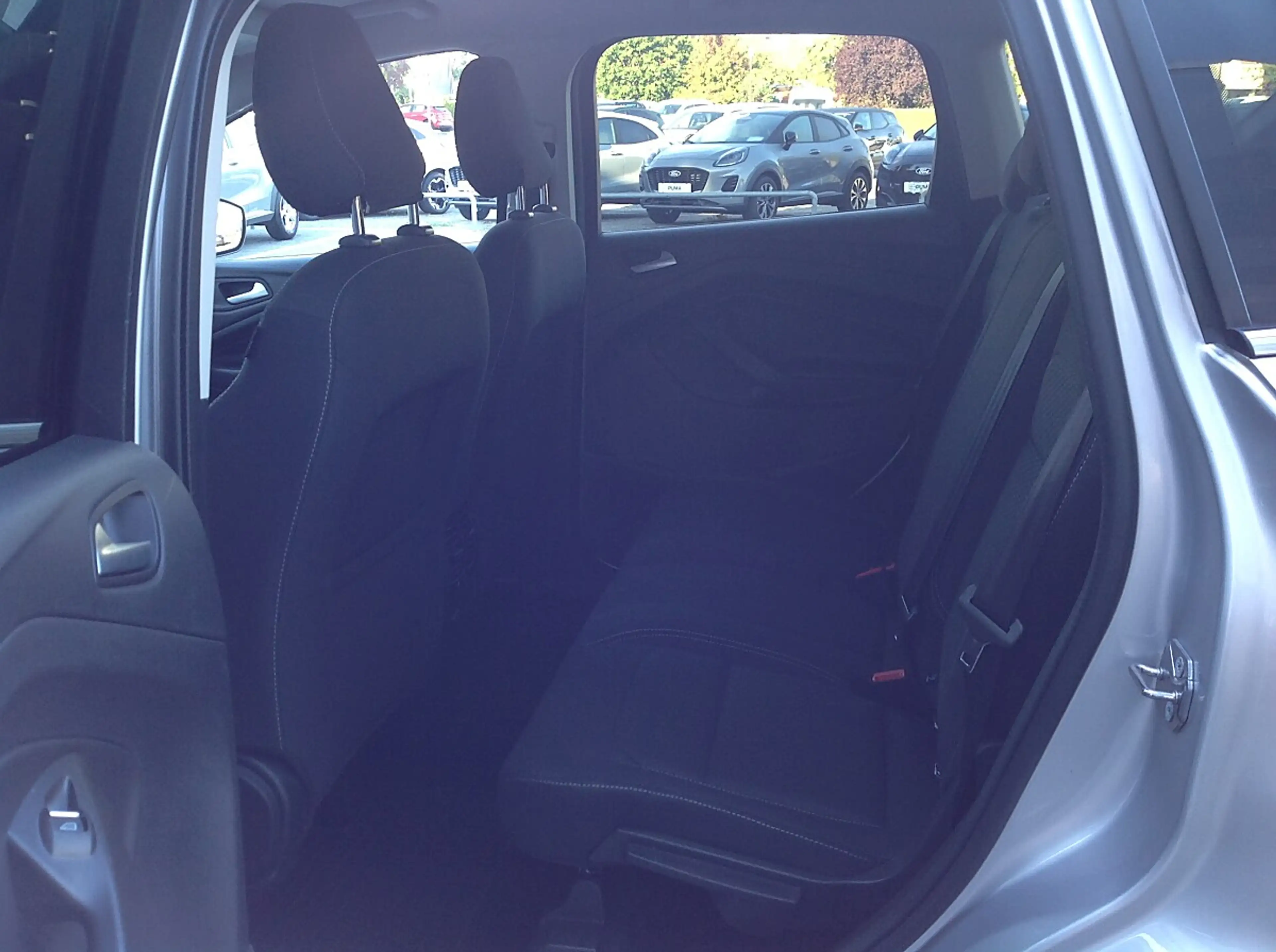 Ford Kuga 1,5 TDCi Trend Start/Stop — photo 9