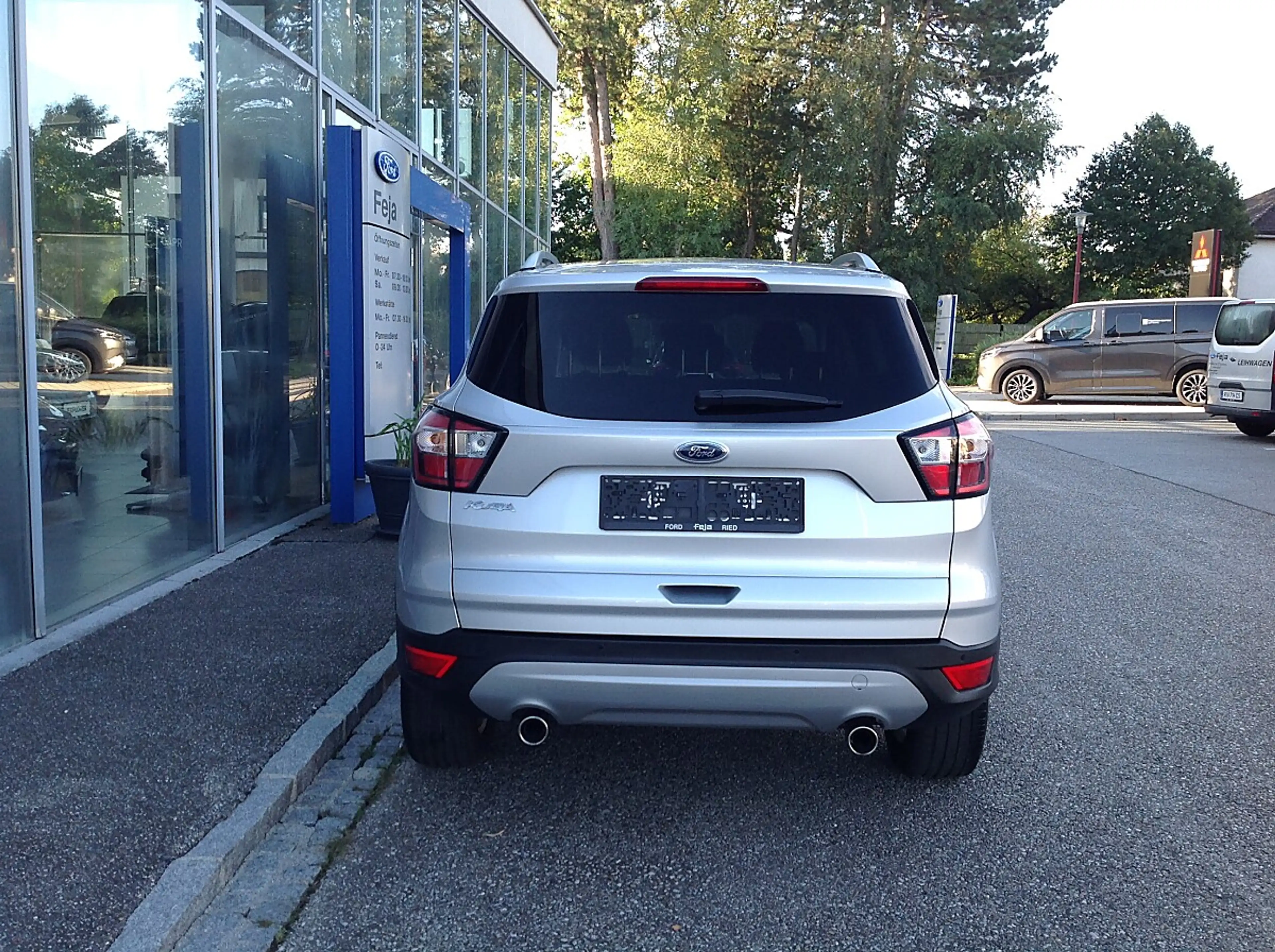 Ford Kuga 1,5 TDCi Trend Start/Stop — photo 11
