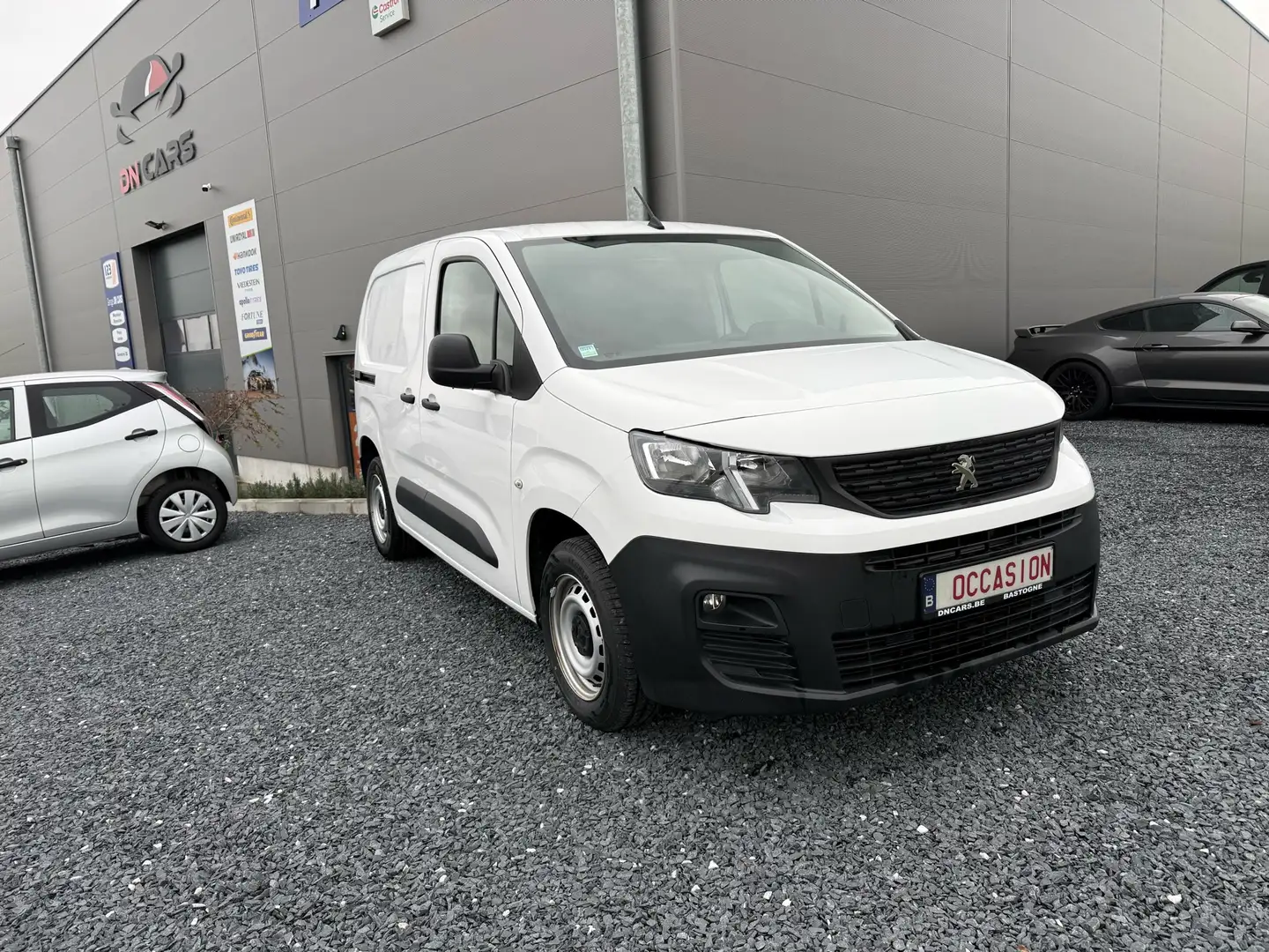 Peugeot Partner partner 1500 Hdi 3 places Blanc - 2