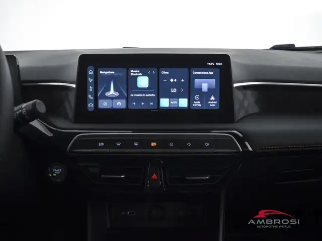MG ZS view 12