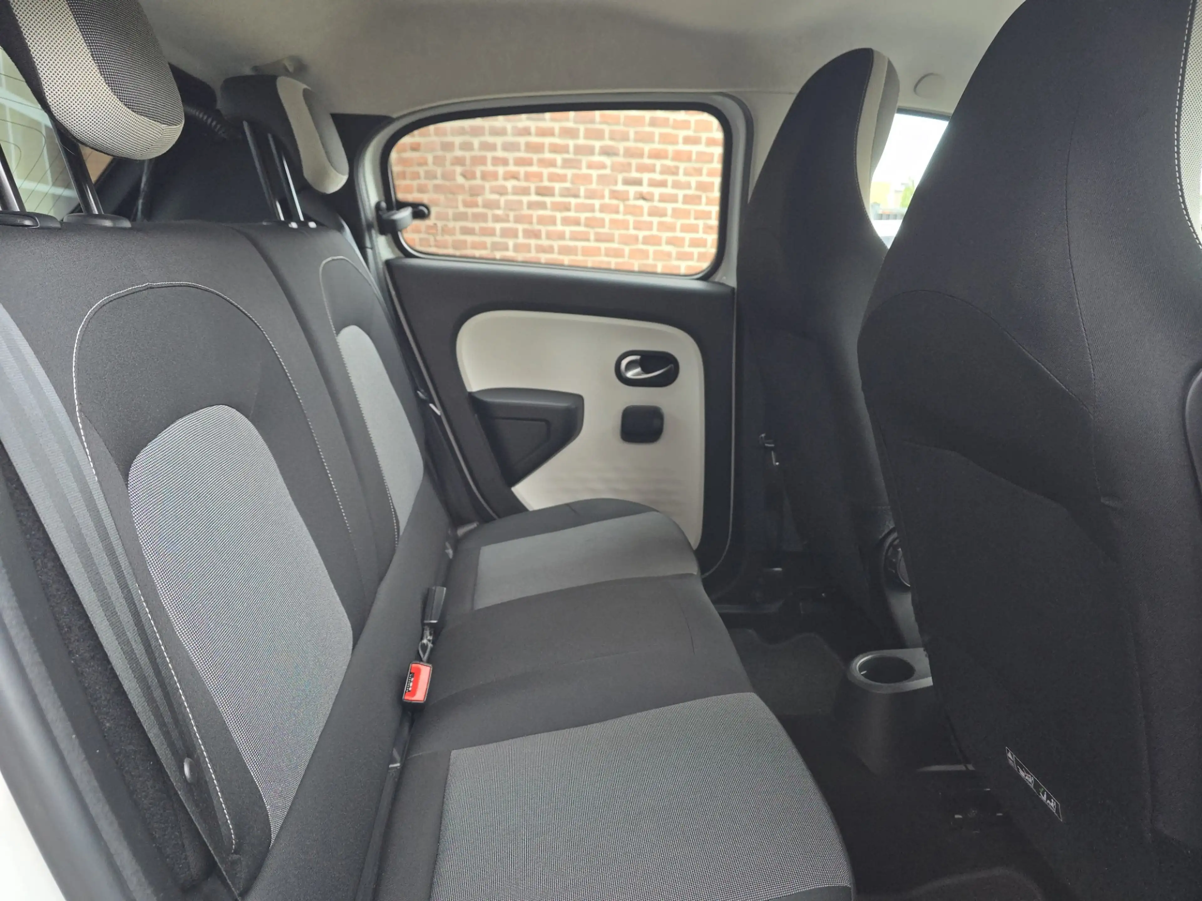 Renault Twingo 1.0 SCe Collection Airco |Cruise |Nap — photo 9