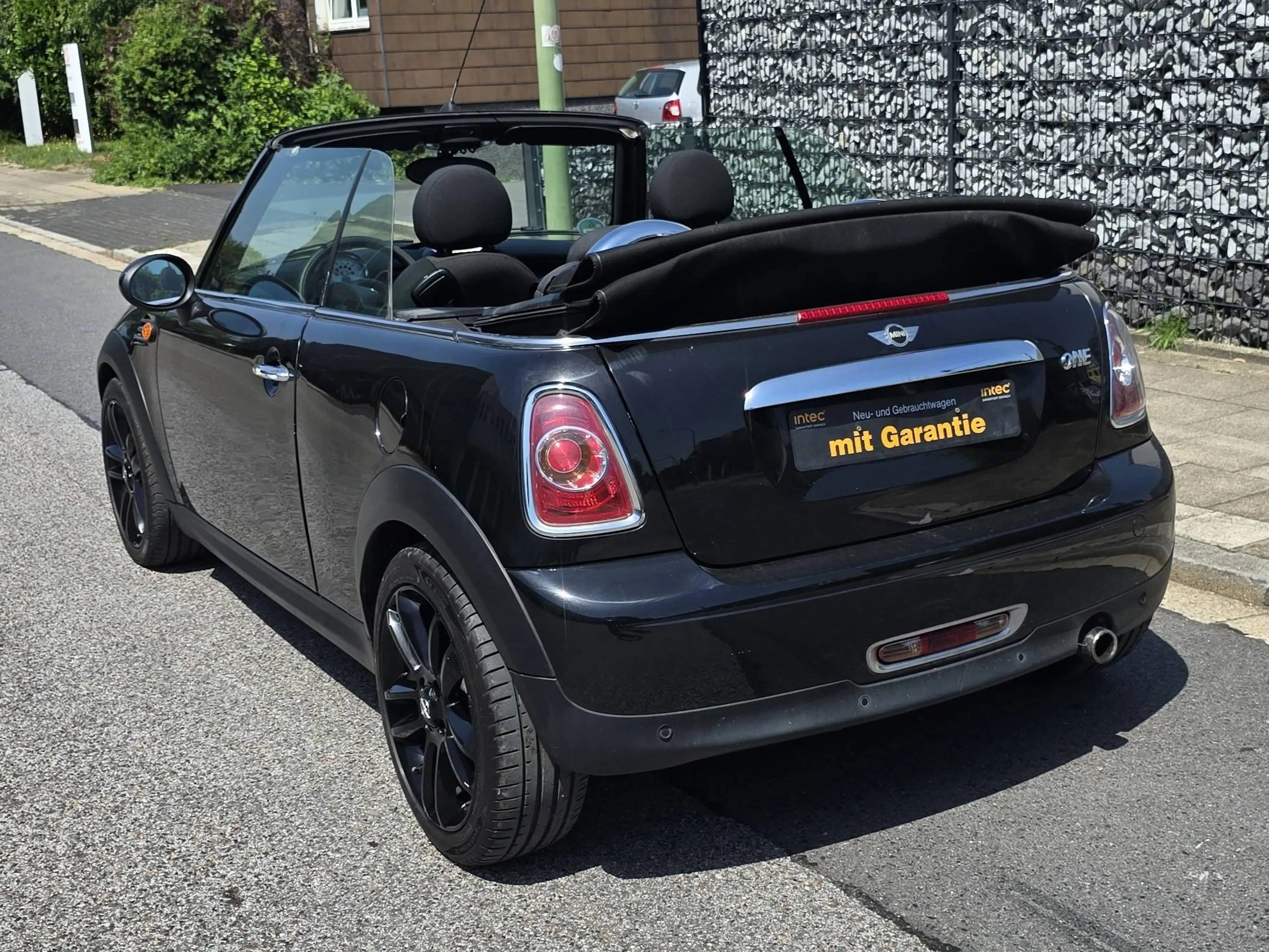MINI One Cabrio One — photo 2
