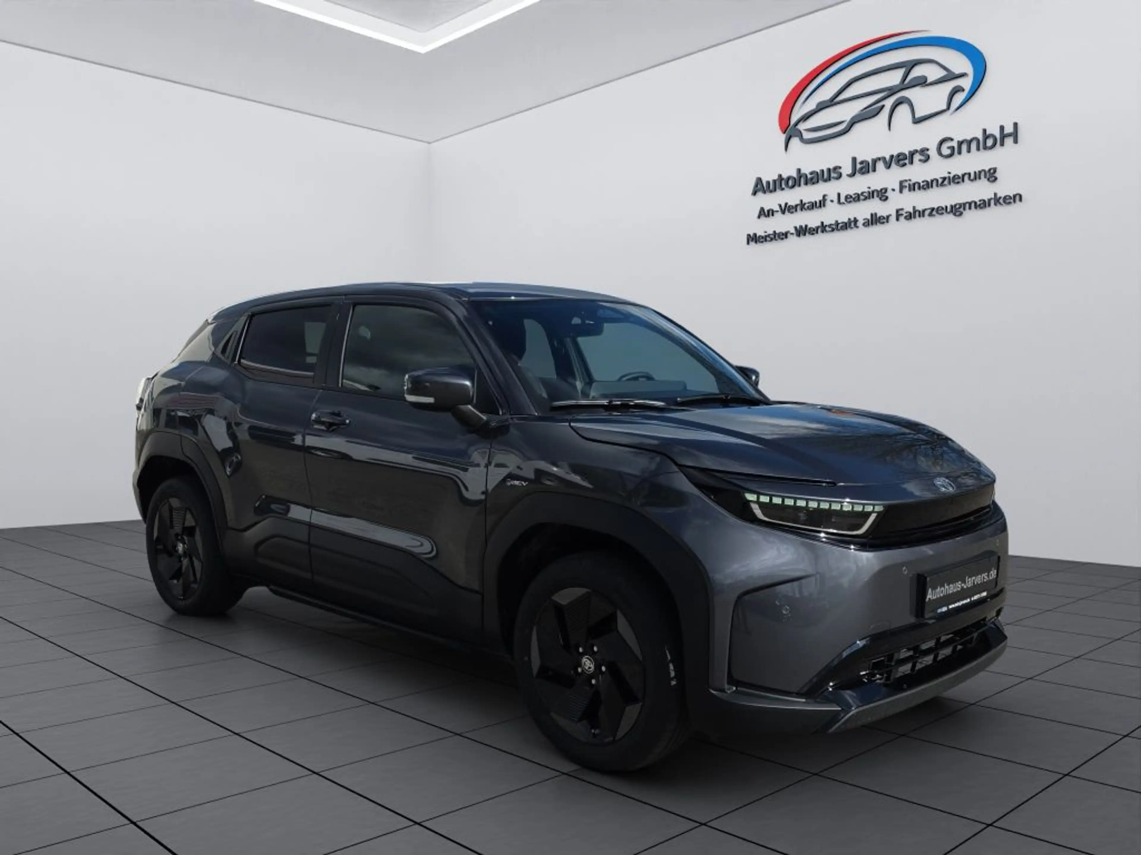 Toyota Urban Cruiser 61kWh Teamplayer — photo 8