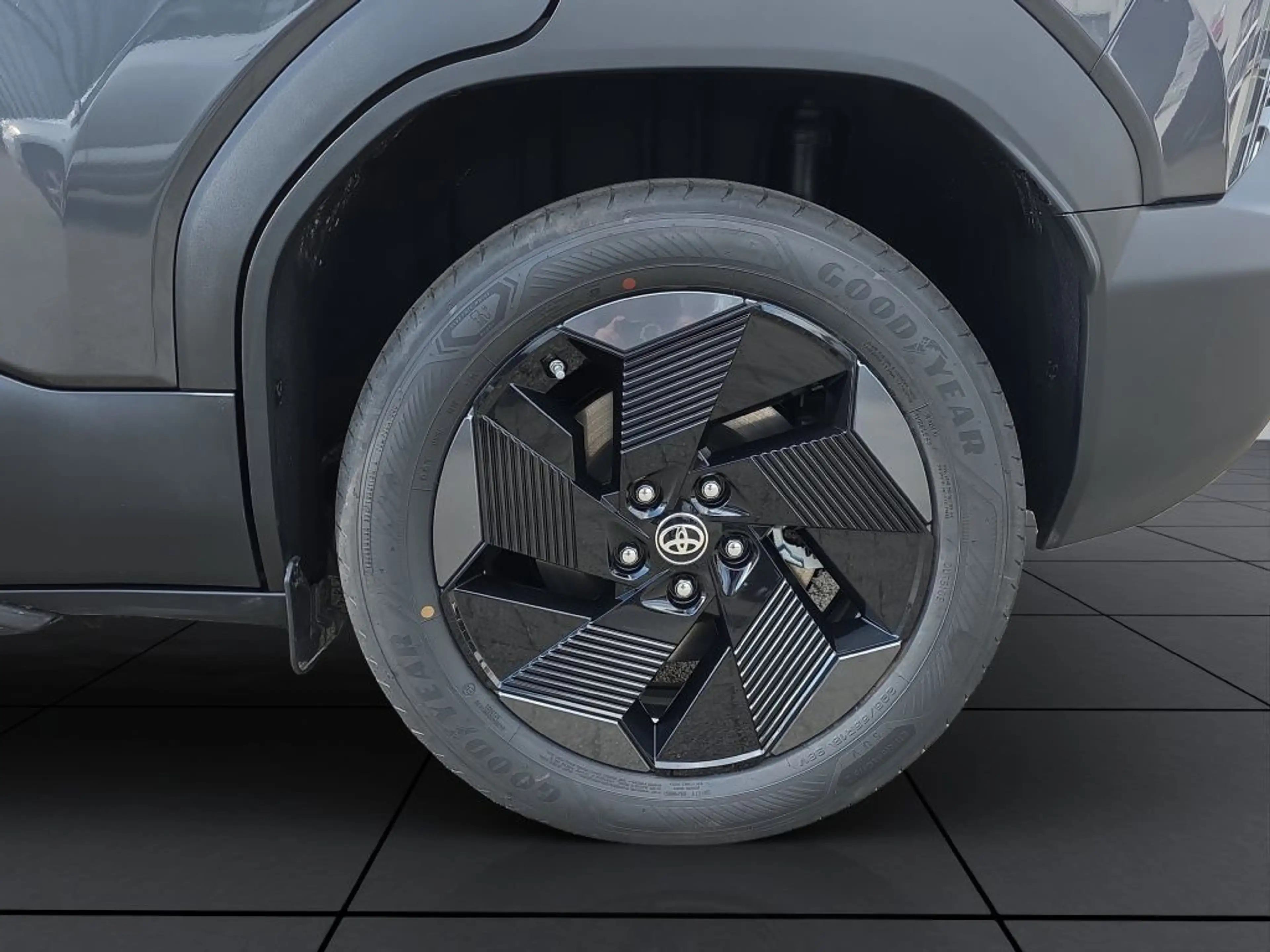 Toyota Urban Cruiser 61kWh Teamplayer — photo 22