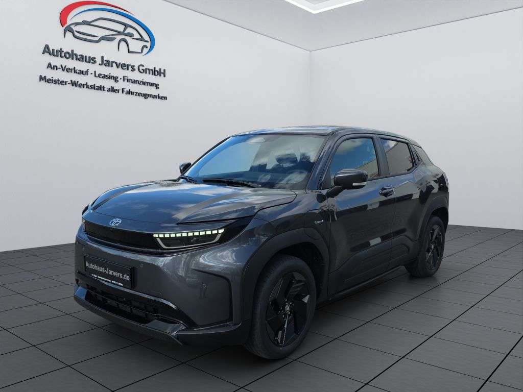 Second hand Toyota Urban Cruiser 