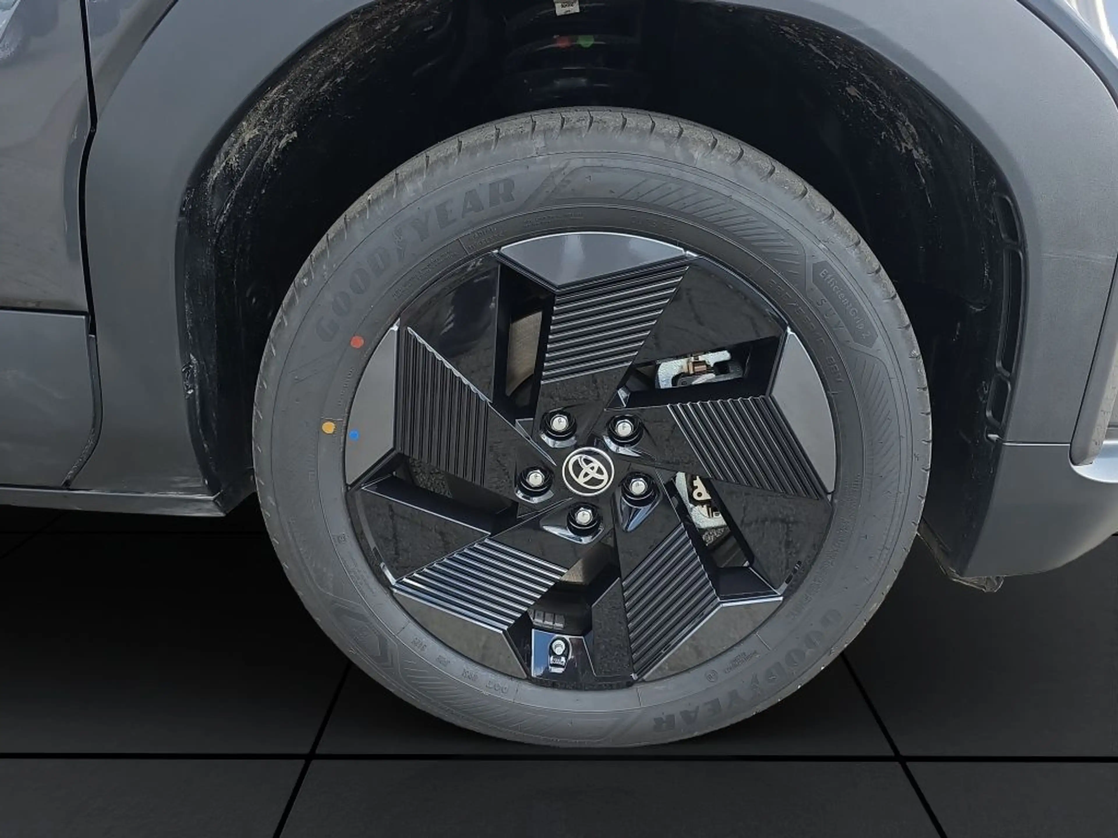Toyota Urban Cruiser 61kWh Teamplayer — photo 24