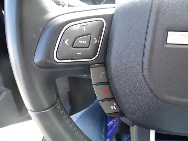 Land Rover Range Rover Evoque view 17
