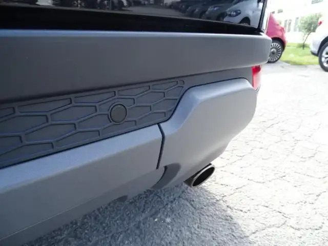 Land Rover Range Rover Evoque view 23