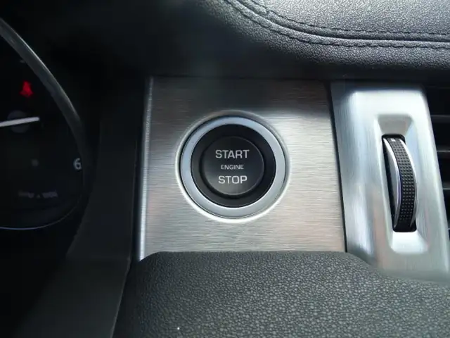 Land Rover Range Rover Evoque view 14