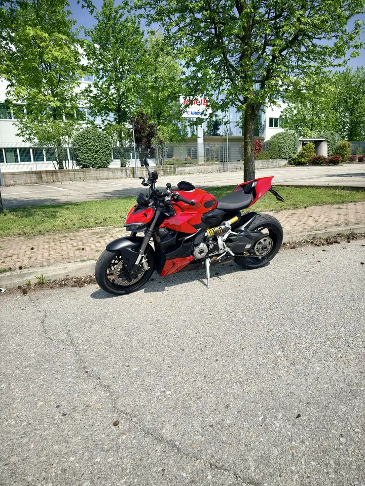Ducati Streetfighter