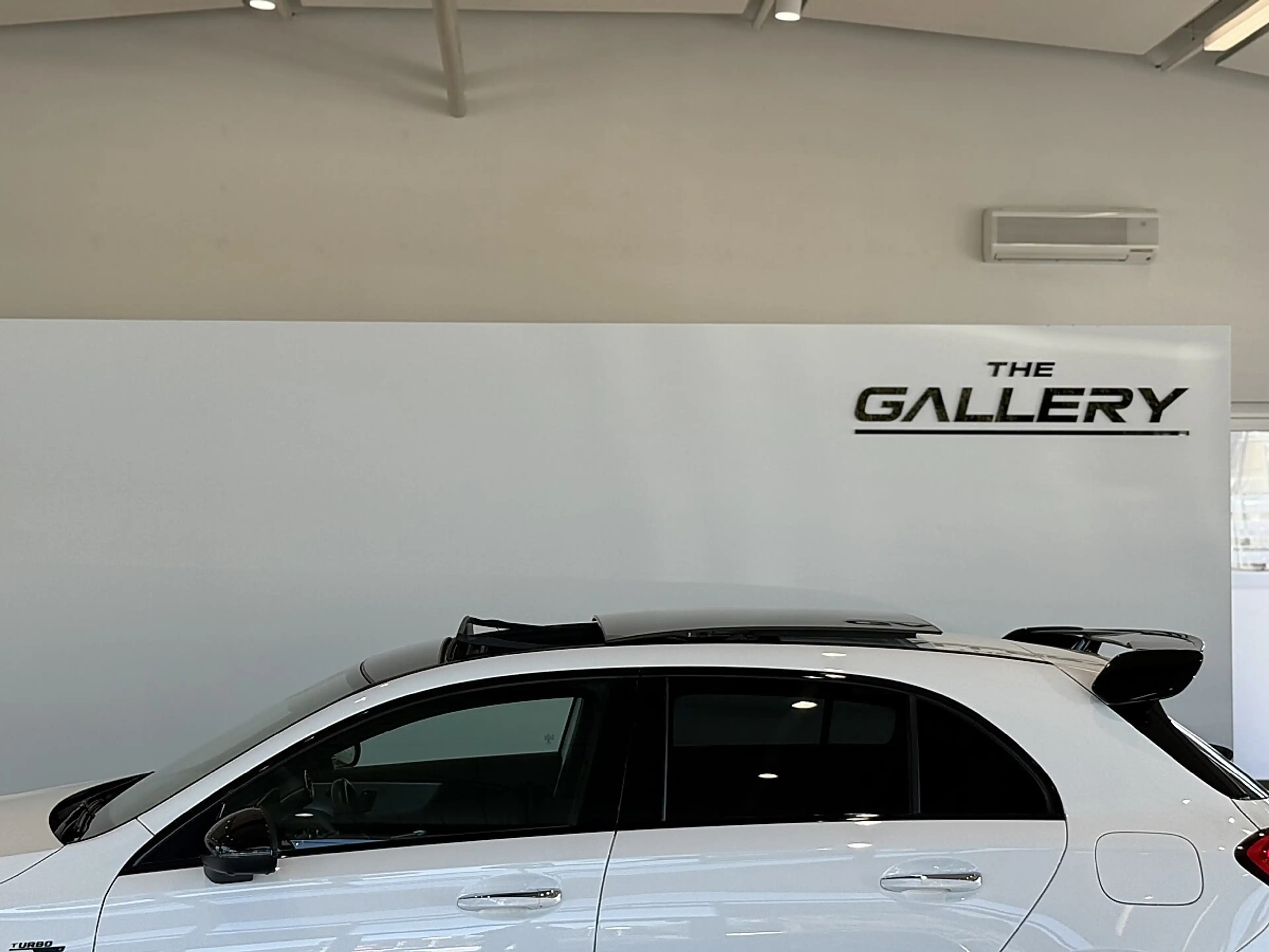 Mercedes-Benz A 45 AMG S 4MATIC+ Aut.*Panorama*Memory*360°*Vollausstattung — photo 11