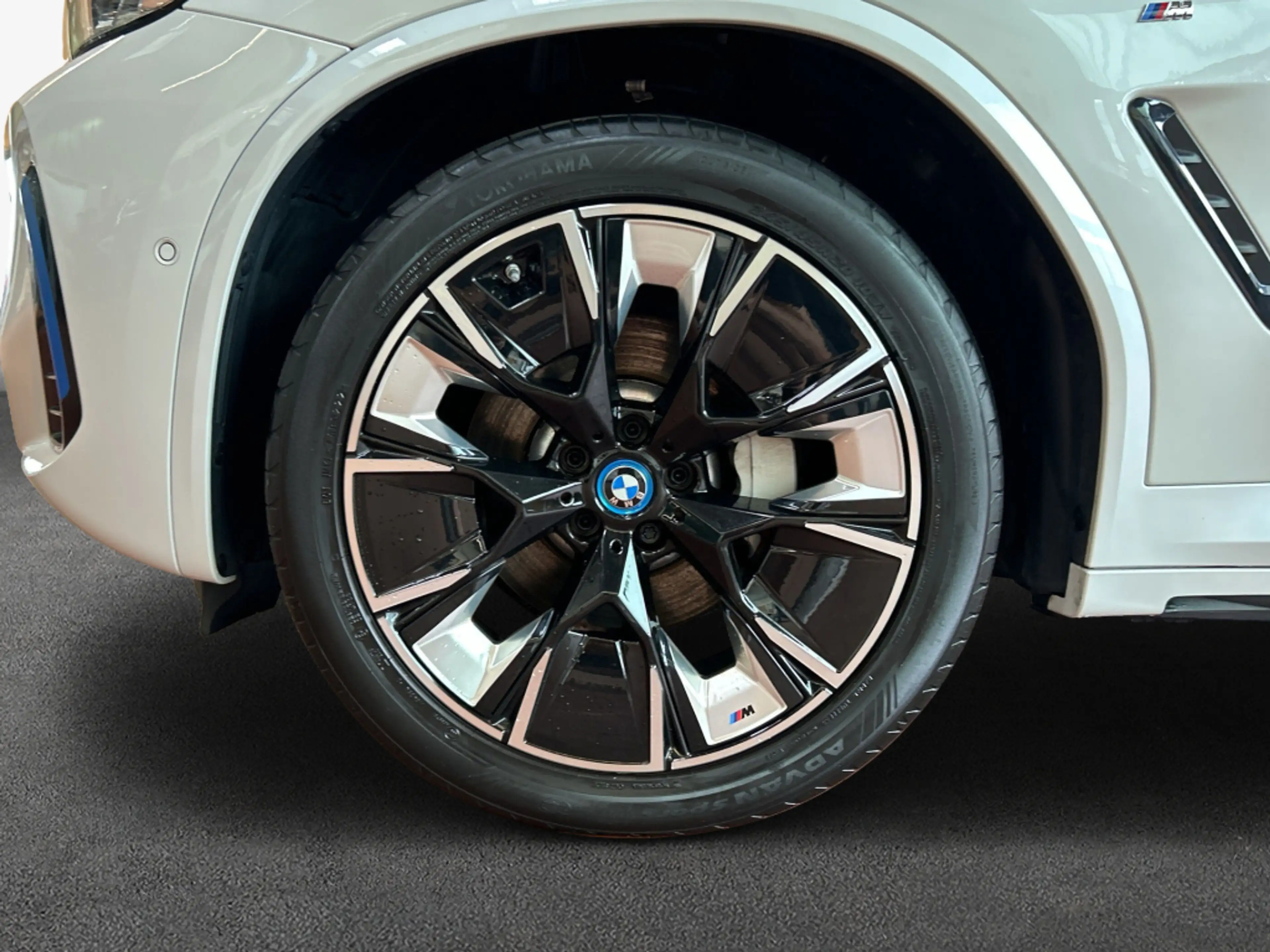 BMW iX3 Impressive, SHZ, LED, Sportsitz — photo 8