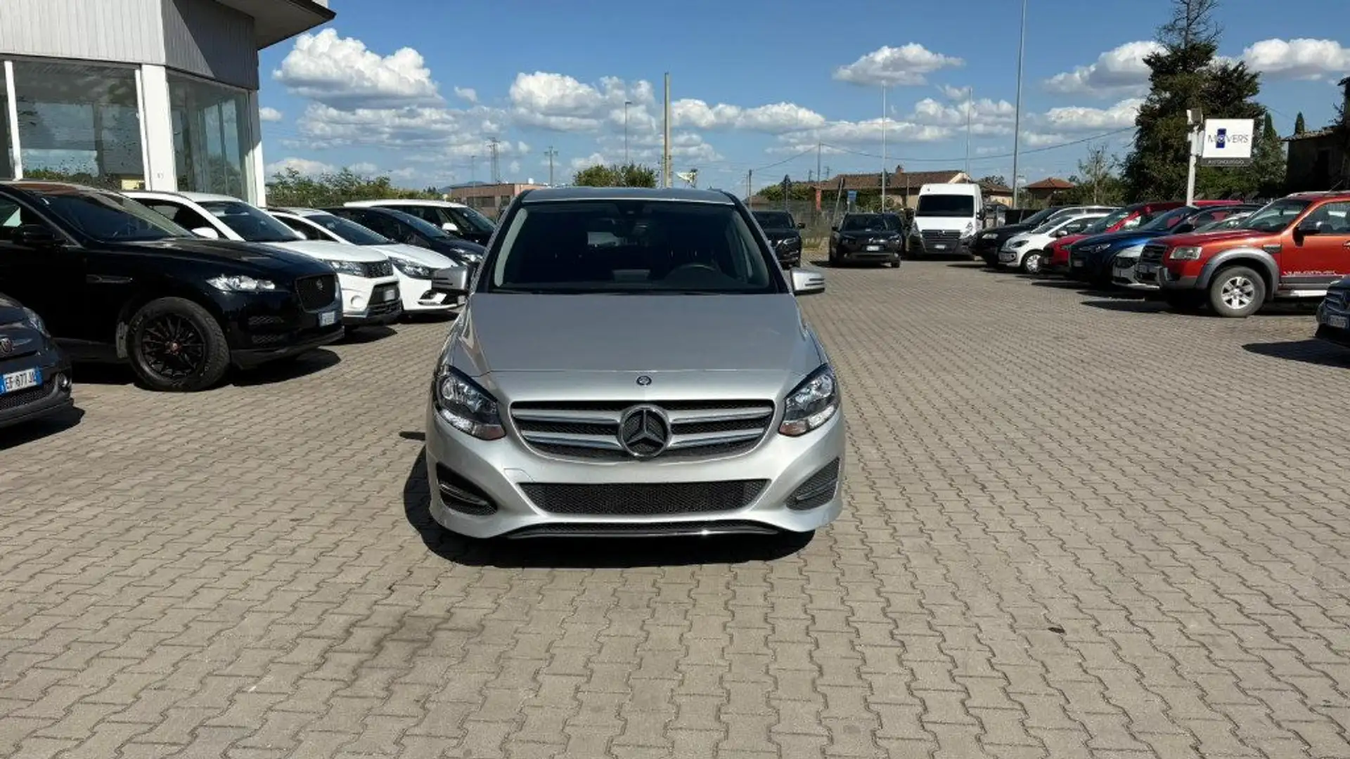 Mercedes-Benz B 180 d Business Grigio - 1