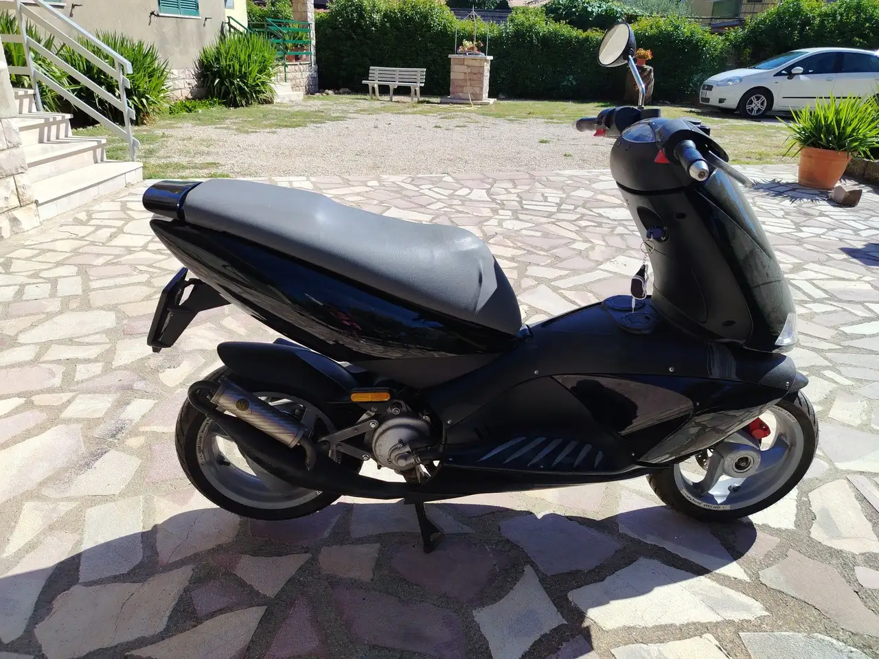 Aprilia Area 51