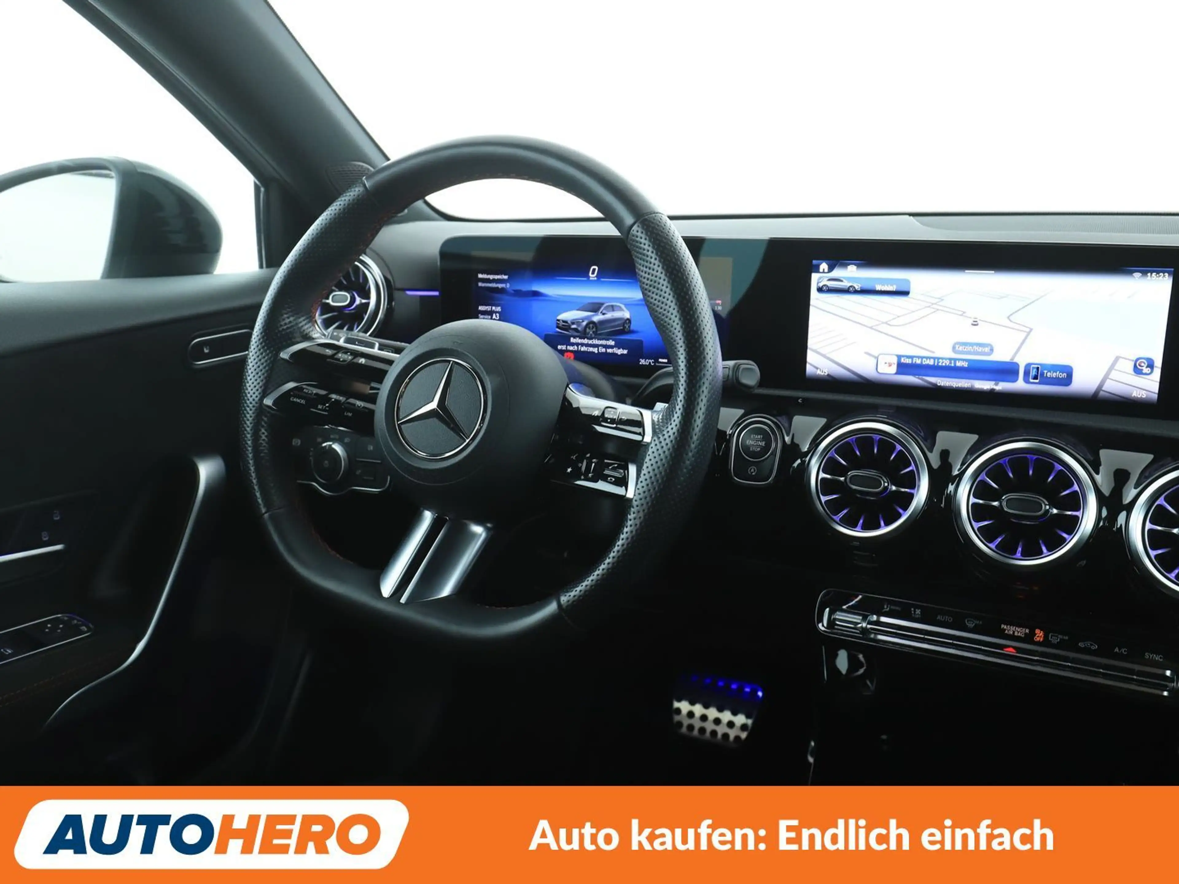 Mercedes-Benz A 200 A 200 Mild-Hybrid AMG Line *NAVI*TEMPO* — photo 13
