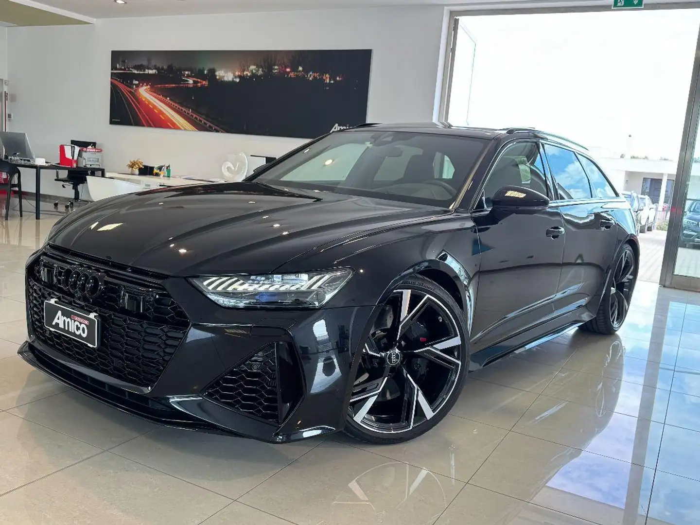 Audi RS6 4.0 MHEV 600CV Identity Black Tetto Panorama Negro - 1