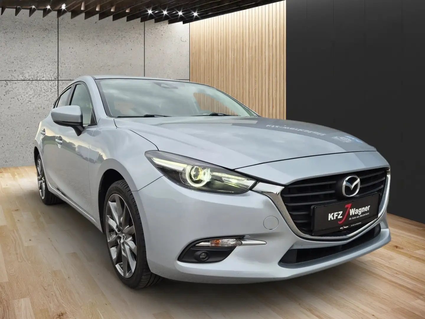 Mazda 3 Sport G120 Takumi srebrna - 2