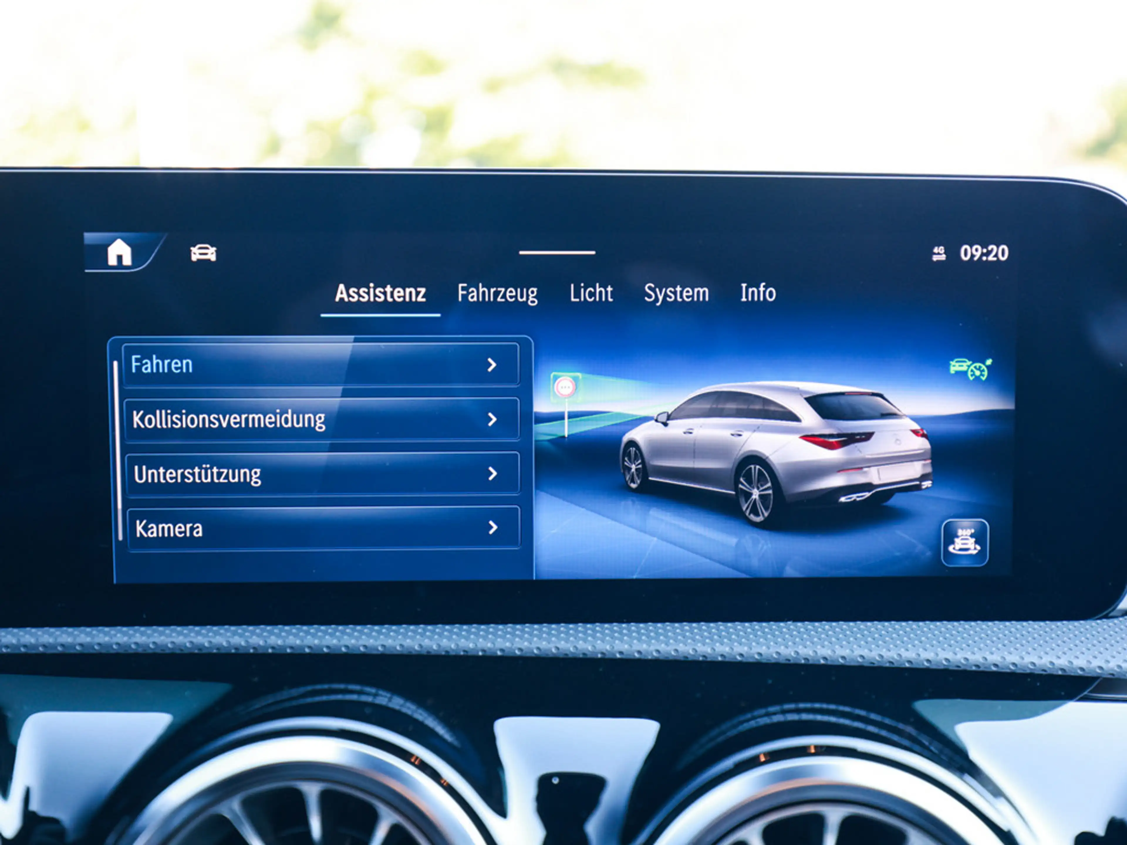 Mercedes-Benz CLA 180 SB AMG Sport Premium+ NIGHT ACC PANO — photo 14