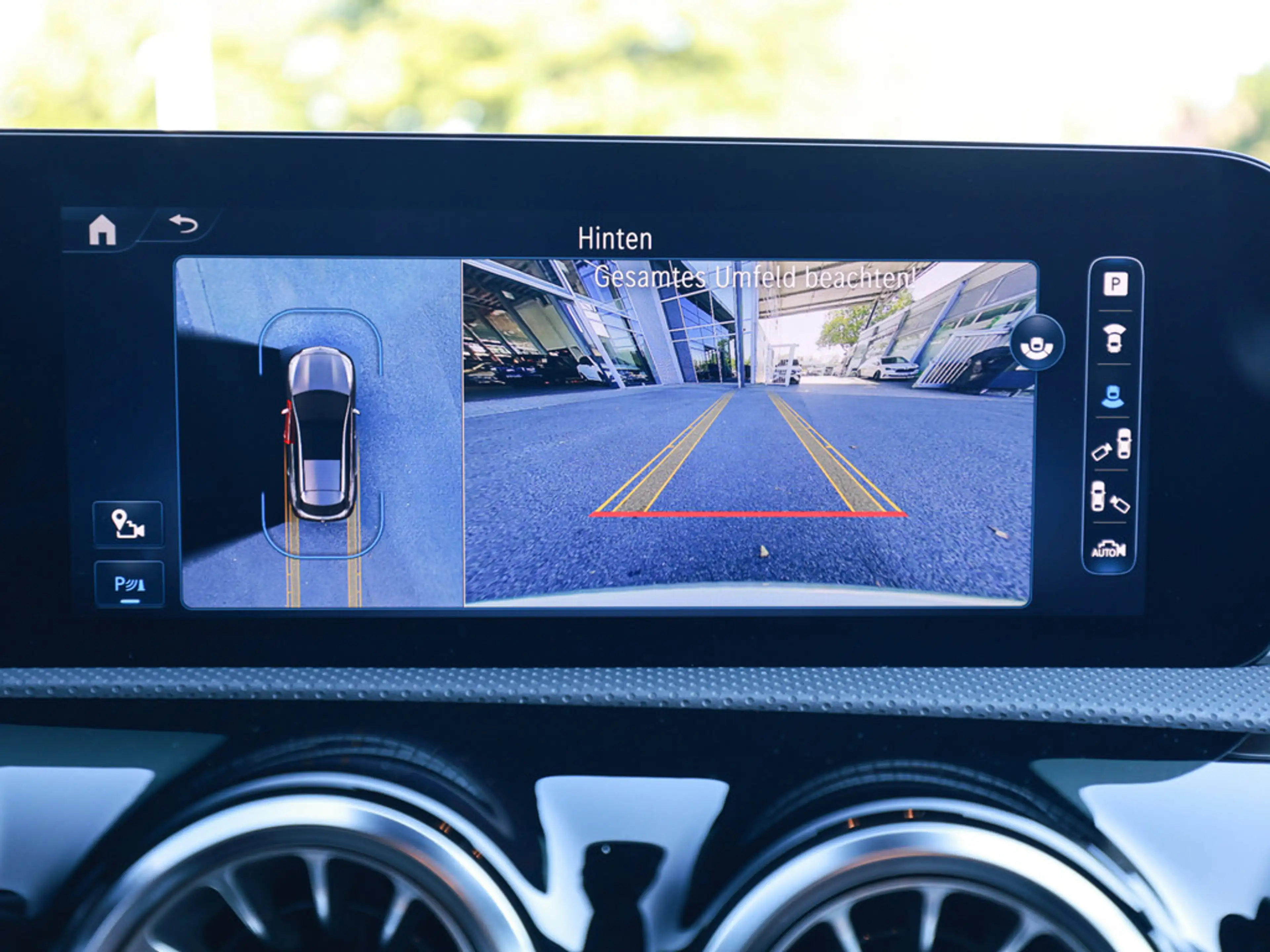 Mercedes-Benz CLA 180 SB AMG Sport Premium+ NIGHT ACC PANO — photo 15