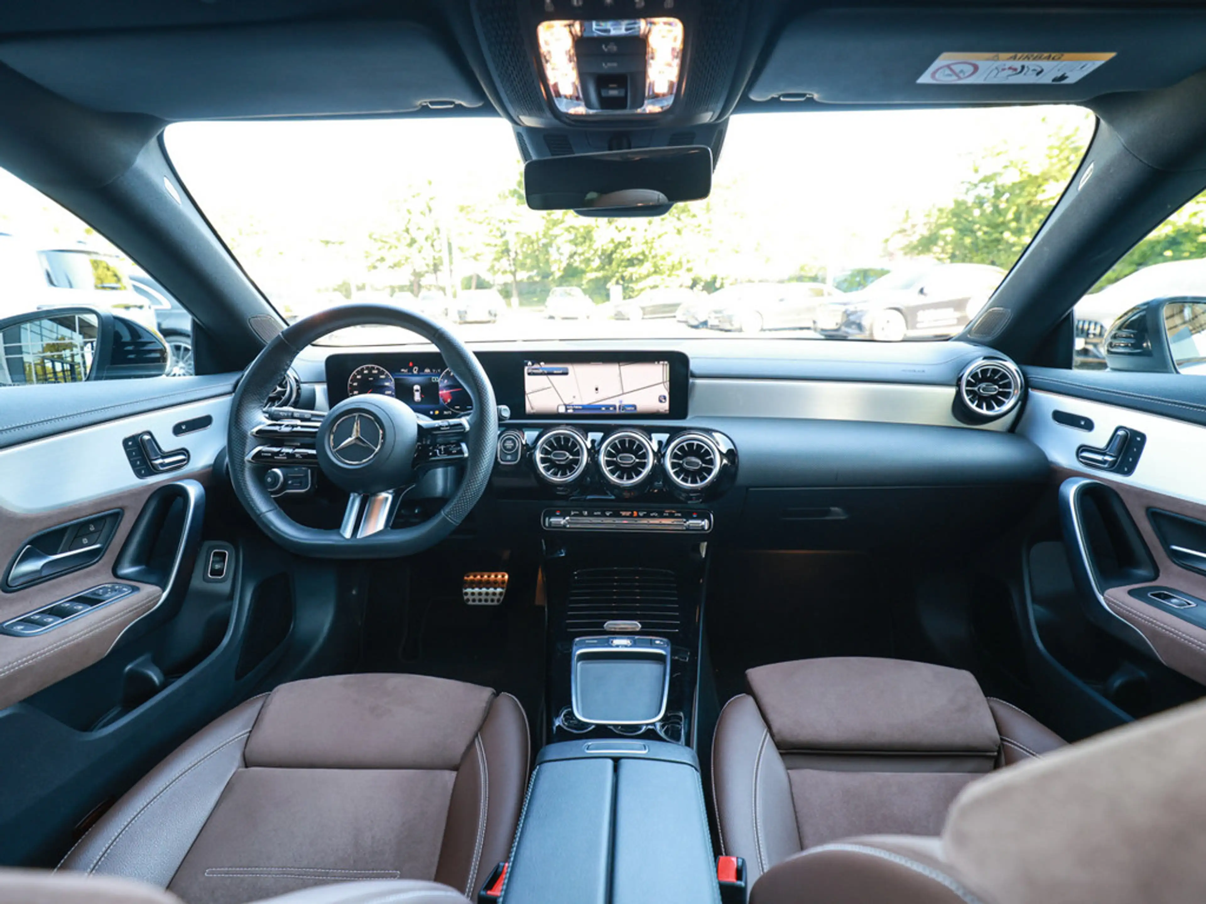 Mercedes-Benz CLA 180 SB AMG Sport Premium+ NIGHT ACC PANO — photo 10