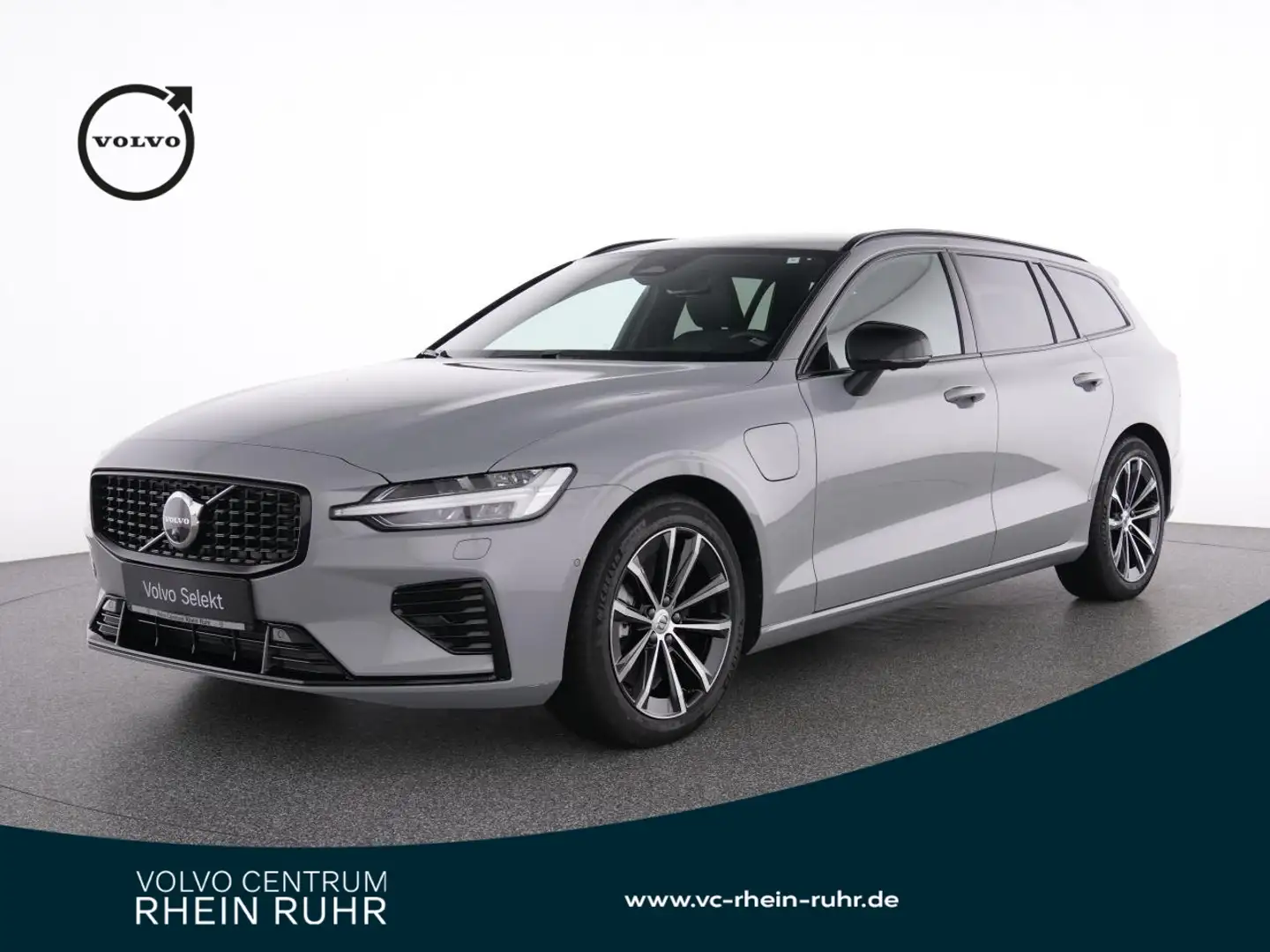 Volvo V60 T6 Recharge AWD PlusDark+AHK+360°+STANDHZ+LM Grau - 1