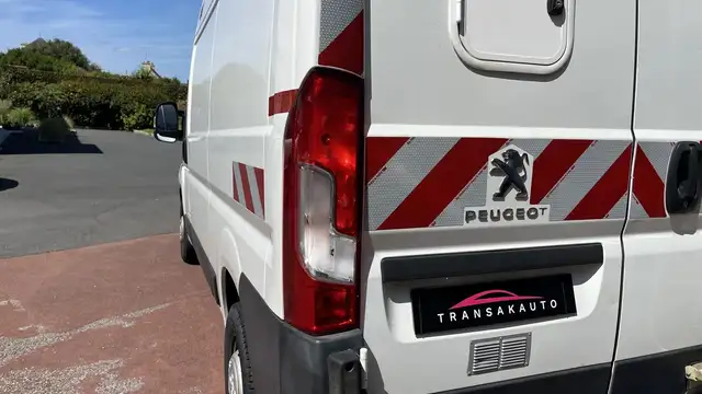 Peugeot Boxer view 12