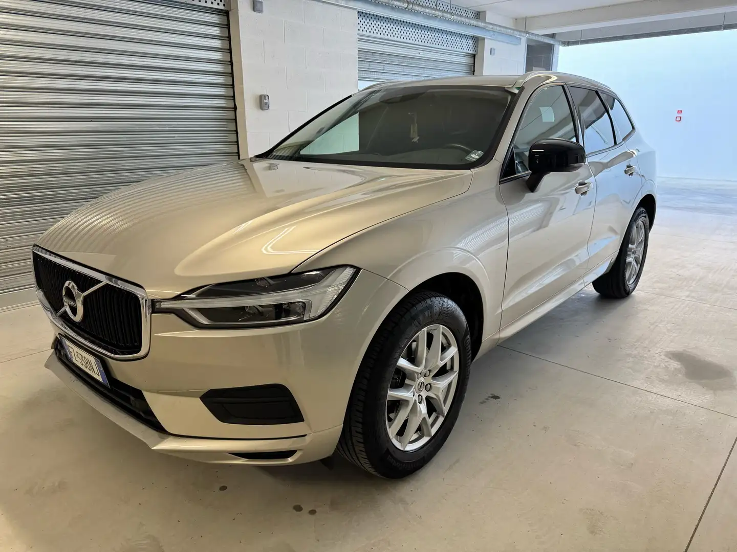 Volvo XC60 2.0 d4 Business geartronic - 1