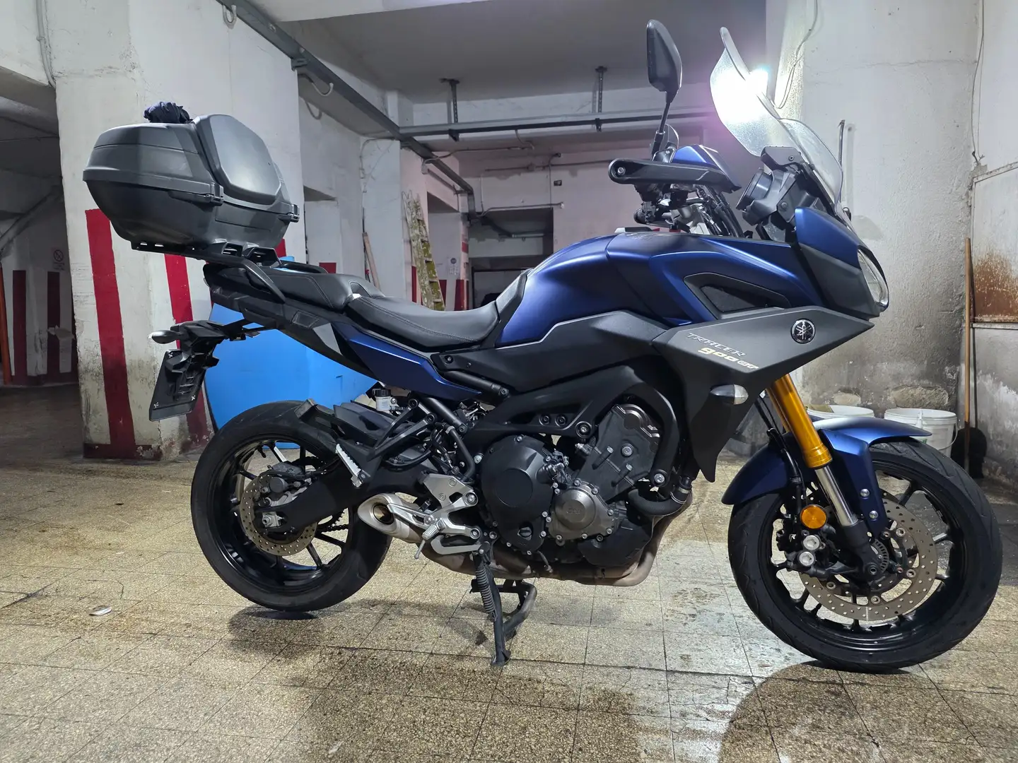 Yamaha Tracer 900 GT Blau - 1