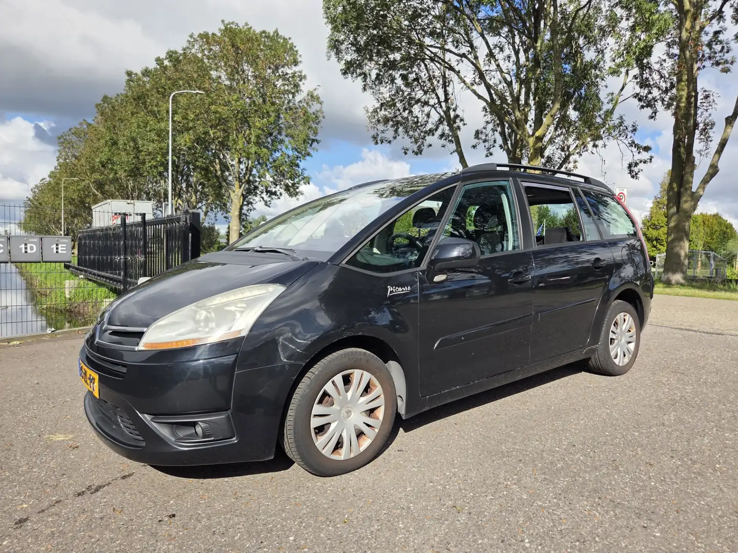 Citroen Grand C4 Picasso 1.8-16V Ambiance 7p.- VOLLEDIGE ONDERHOUD- AIRCO- Noir - 2