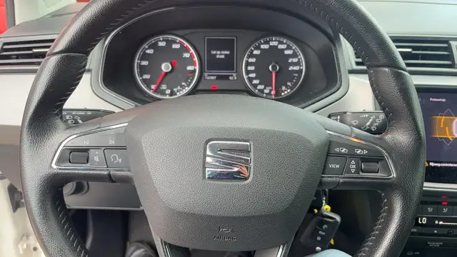 SEAT Ibiza view 9