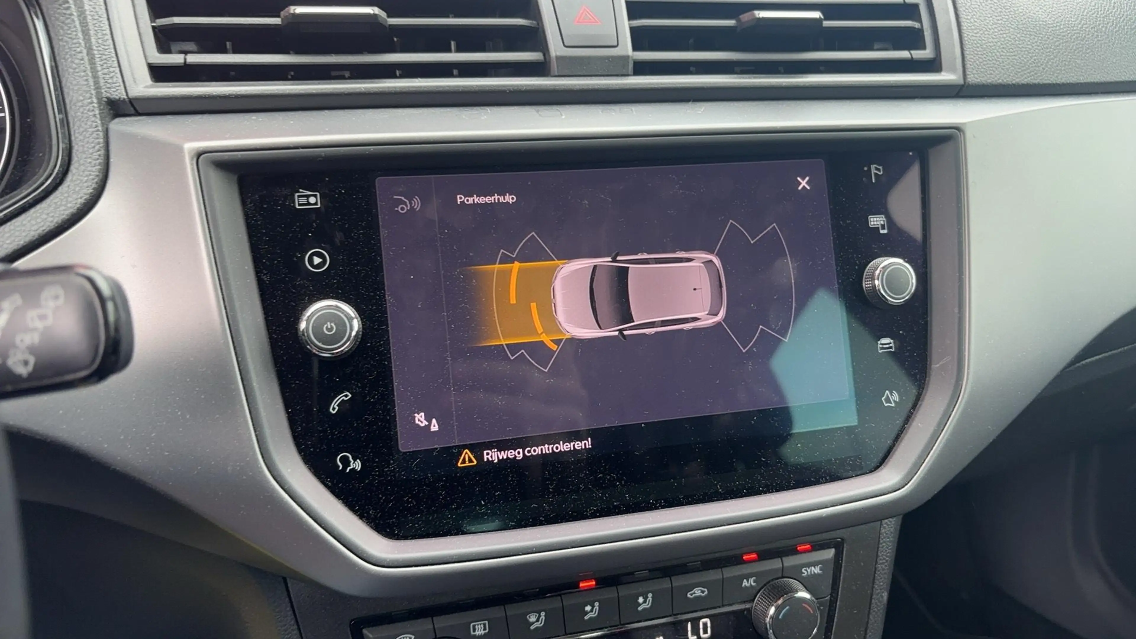 SEAT Ibiza 1.0 TSI Style Business Intense CAMERA / CARPLAY / — photo 10