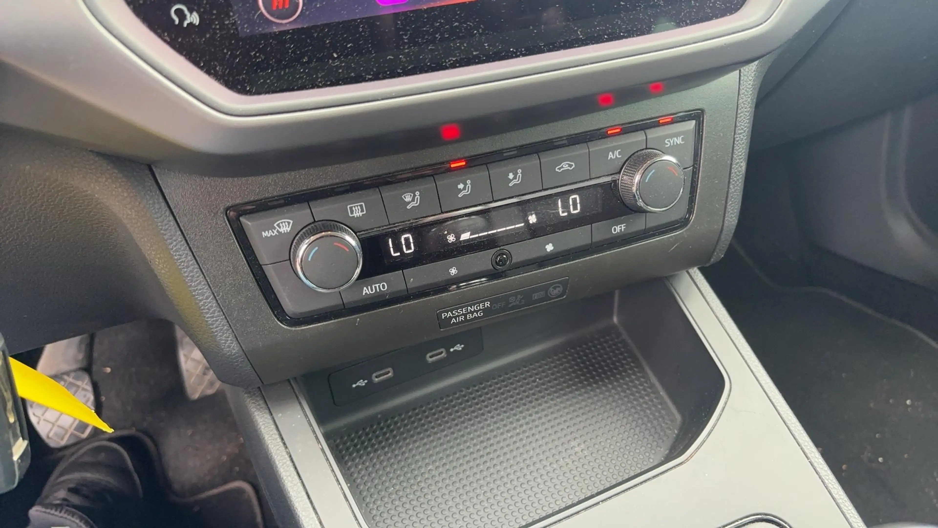 SEAT Ibiza 1.0 TSI Style Business Intense CAMERA / CARPLAY / — photo 15