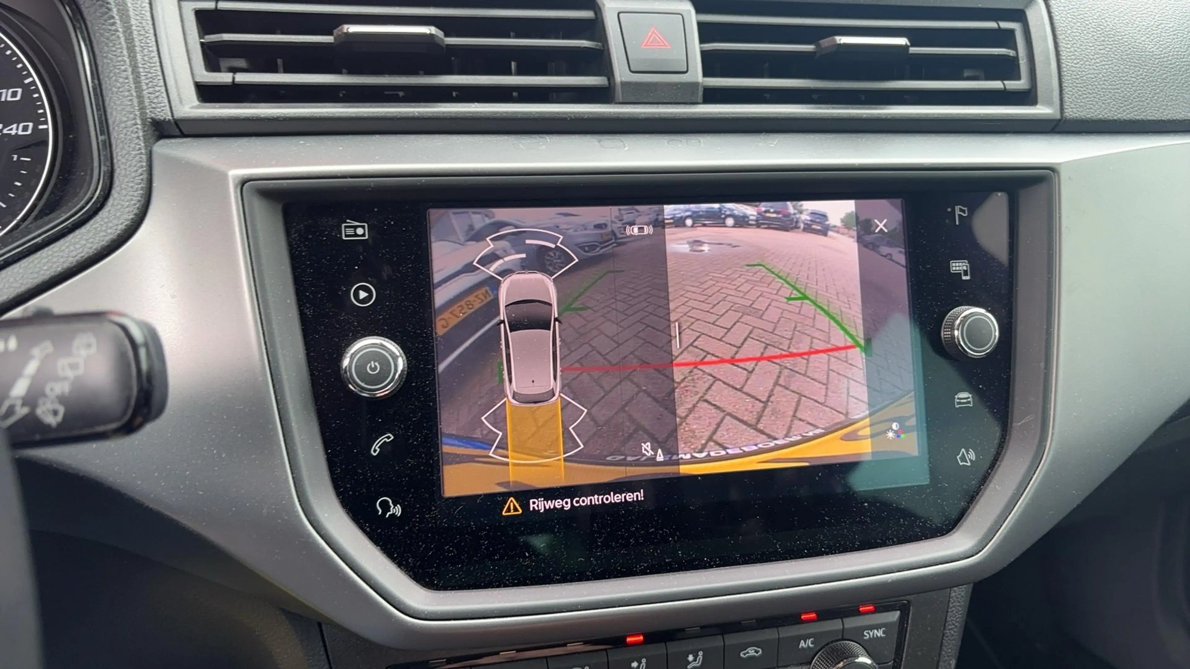 SEAT Ibiza 1.0 TSI Style Business Intense CAMERA / CARPLAY / — photo 11