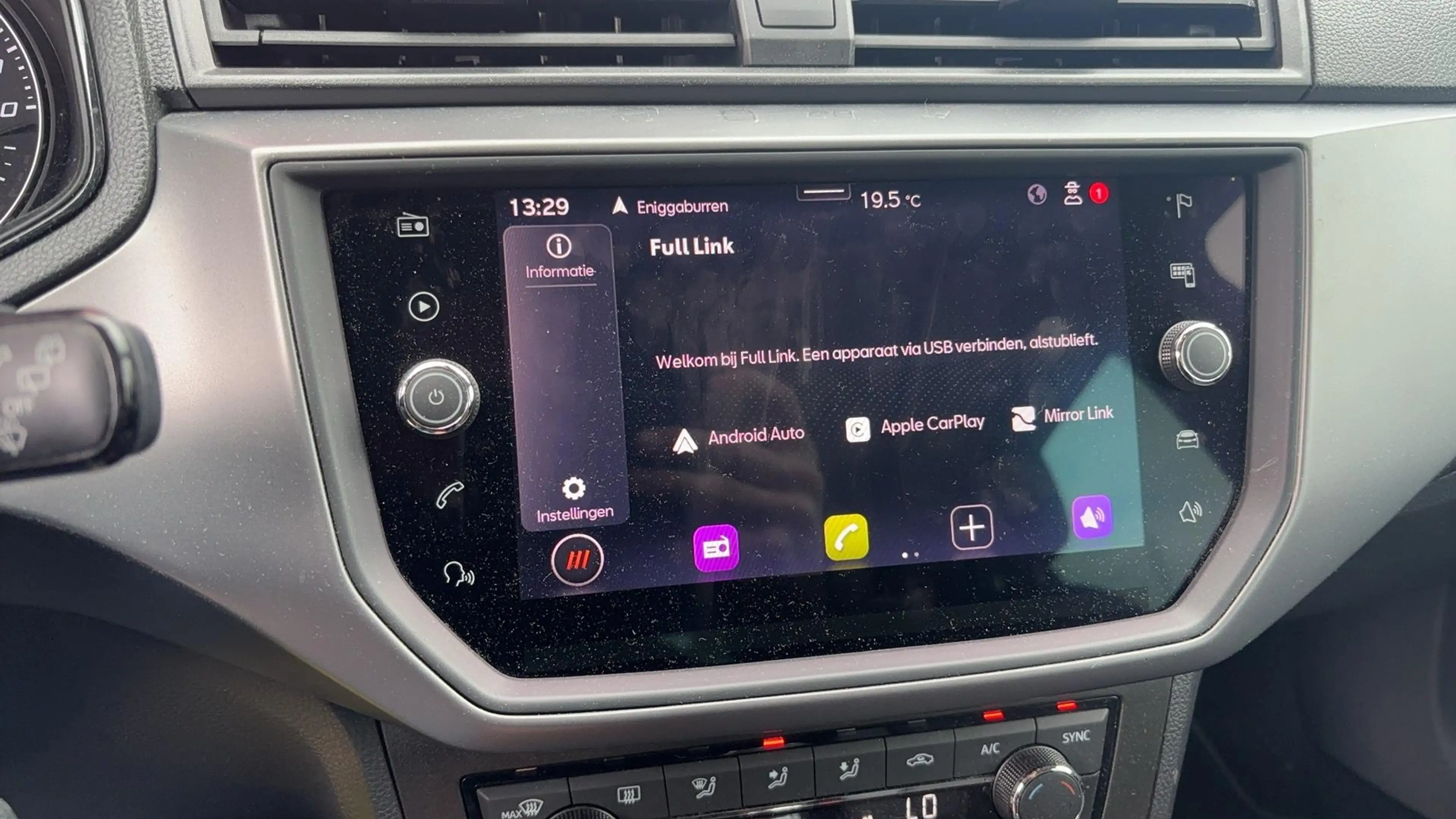 SEAT Ibiza 1.0 TSI Style Business Intense CAMERA / CARPLAY / — photo 12