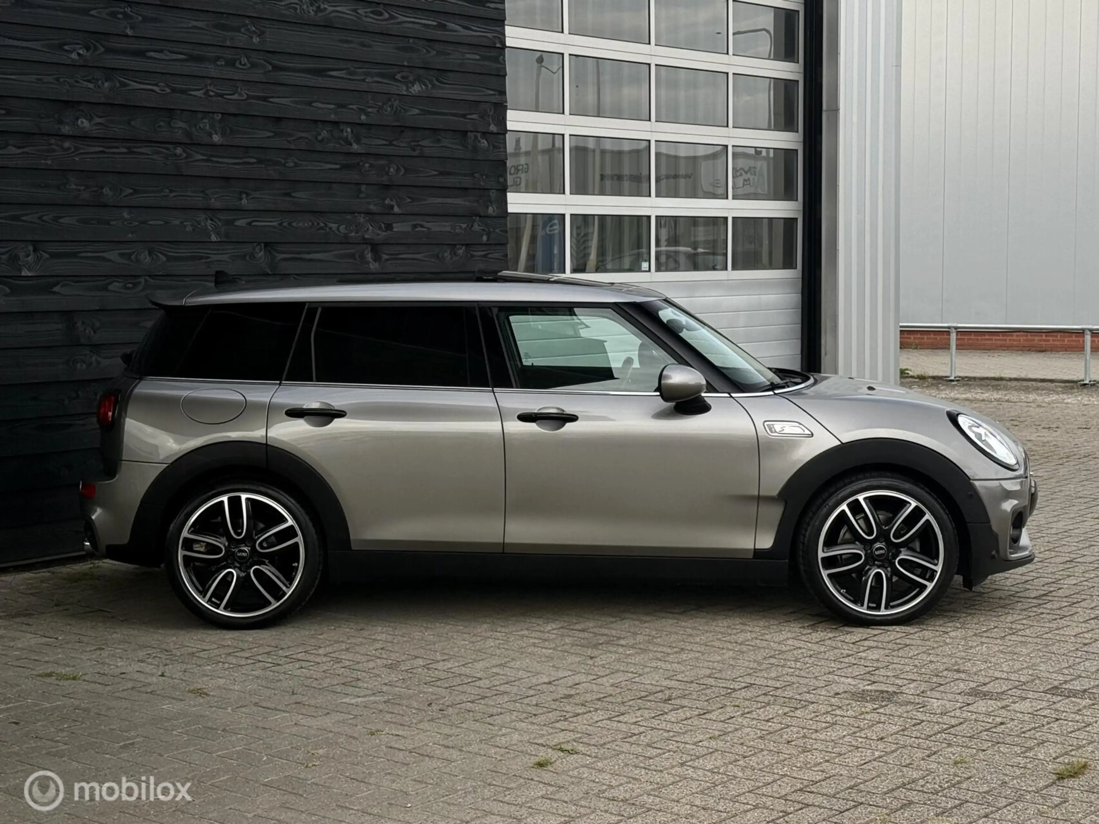MINI Cooper S Clubman 2.0 Chili | JCW pakket | Pano | Leder — photo 4