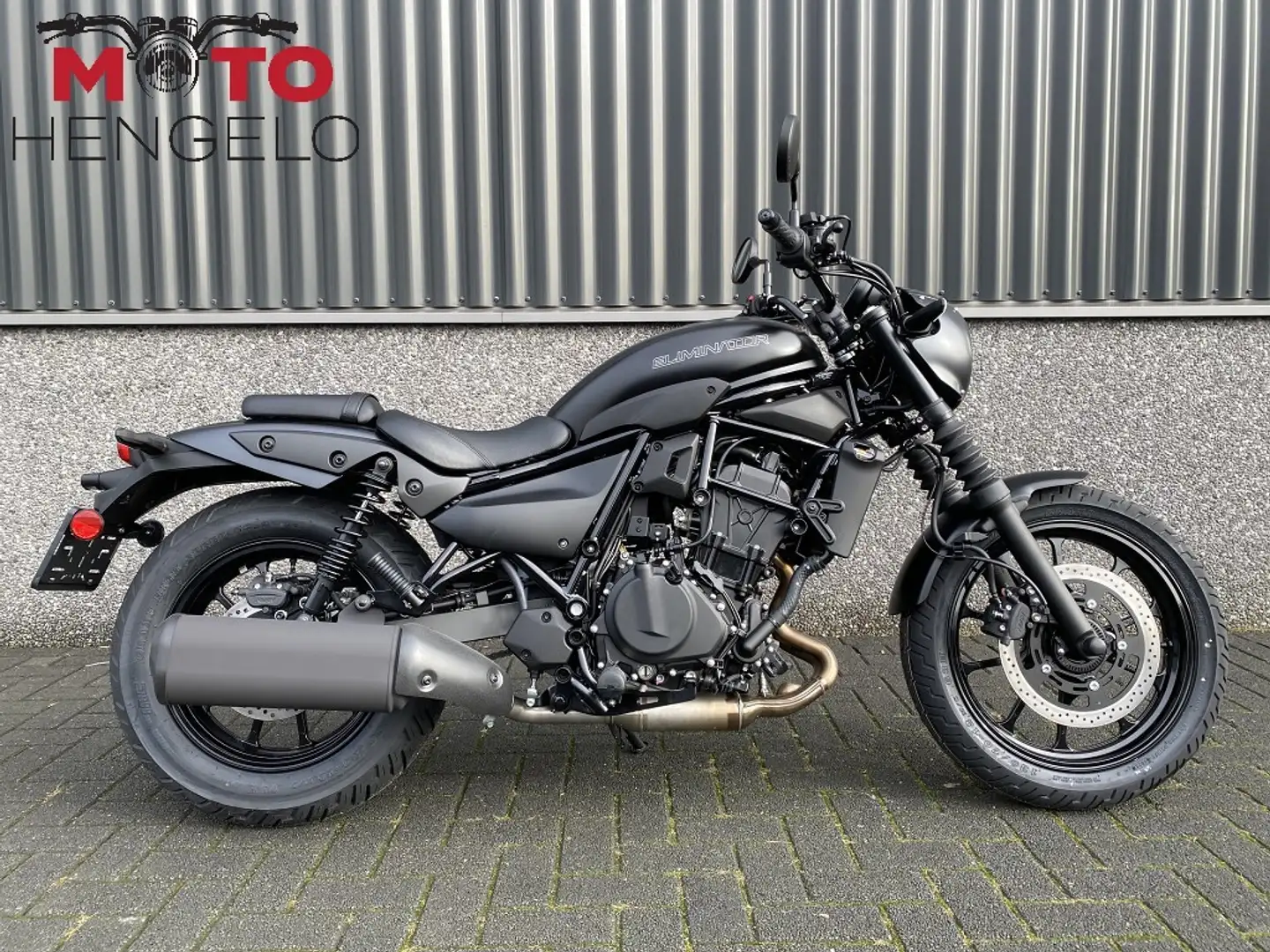 Kawasaki Eliminator 500 SE Black - 1