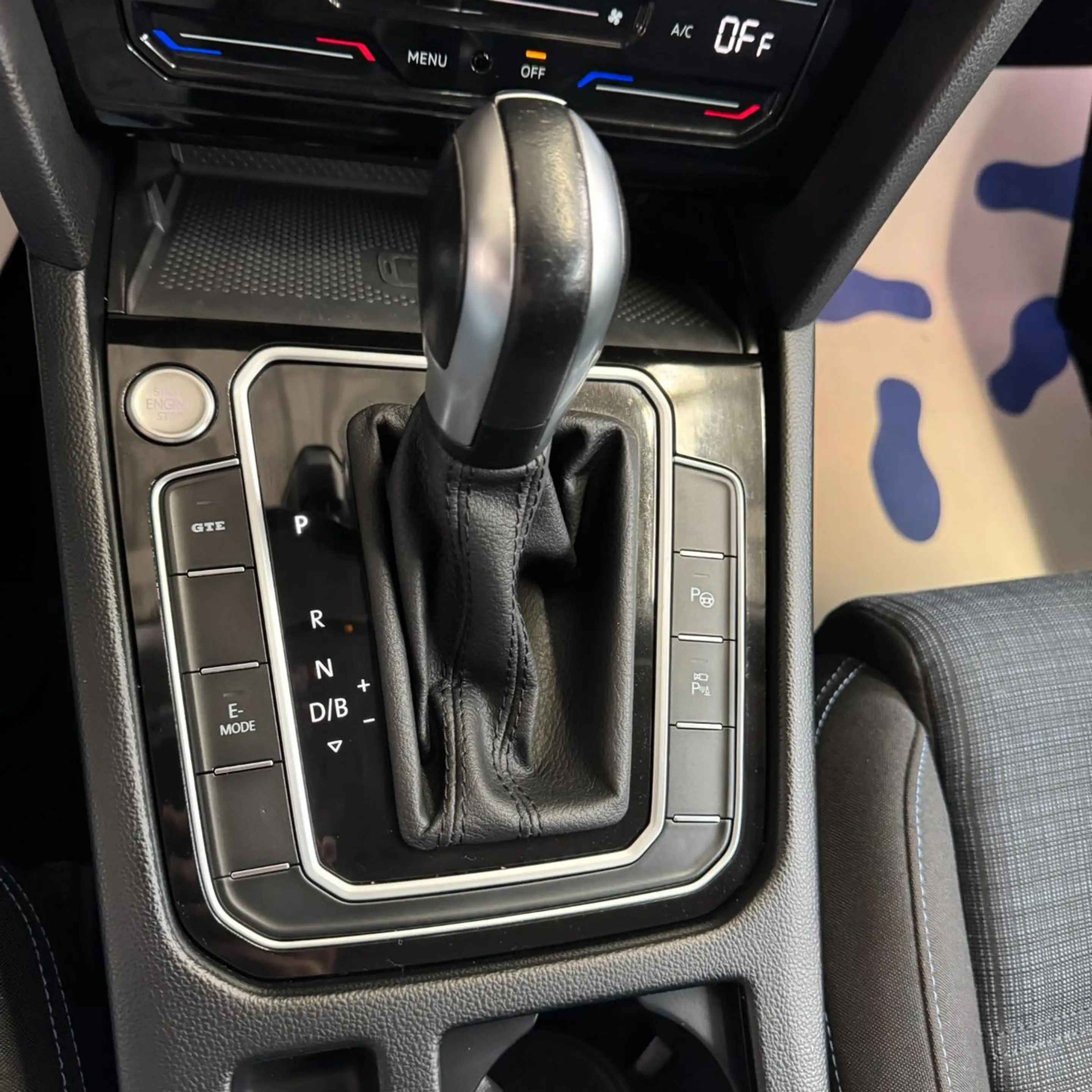 Volkswagen Passat Variant GTE 1.4 PLUG IN HYBRID — photo 10
