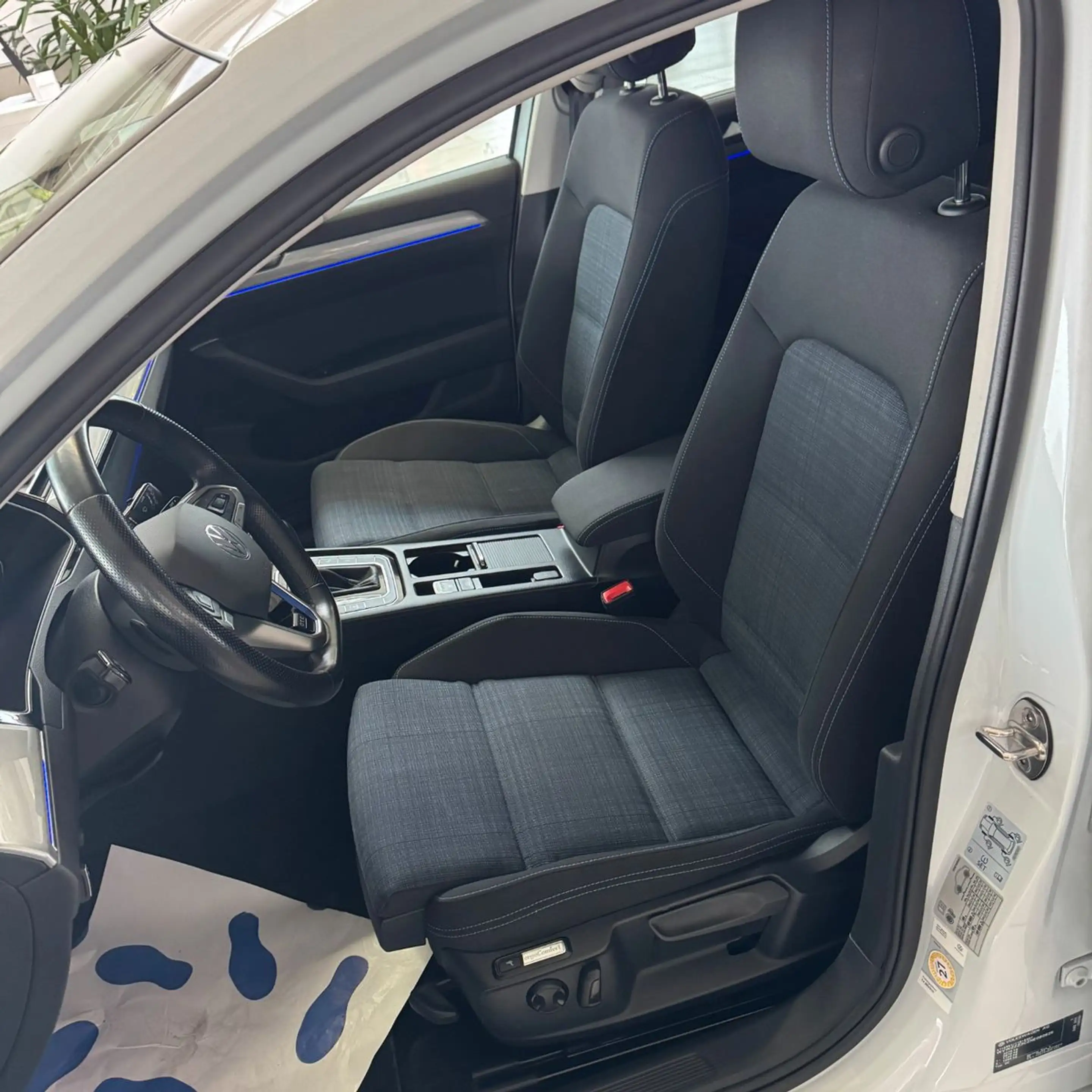 Volkswagen Passat Variant GTE 1.4 PLUG IN HYBRID — photo 8