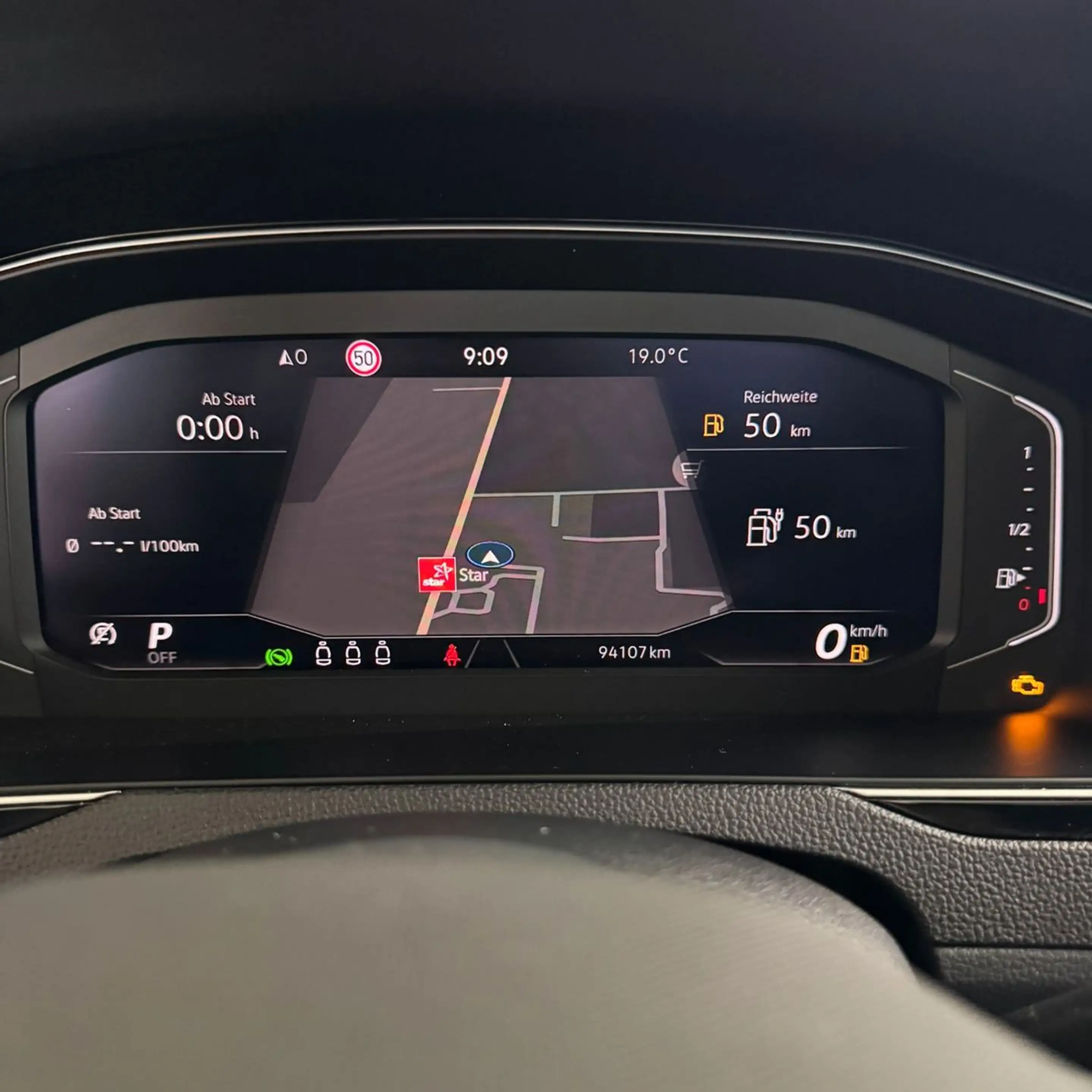 Volkswagen Passat Variant GTE 1.4 PLUG IN HYBRID — photo 12