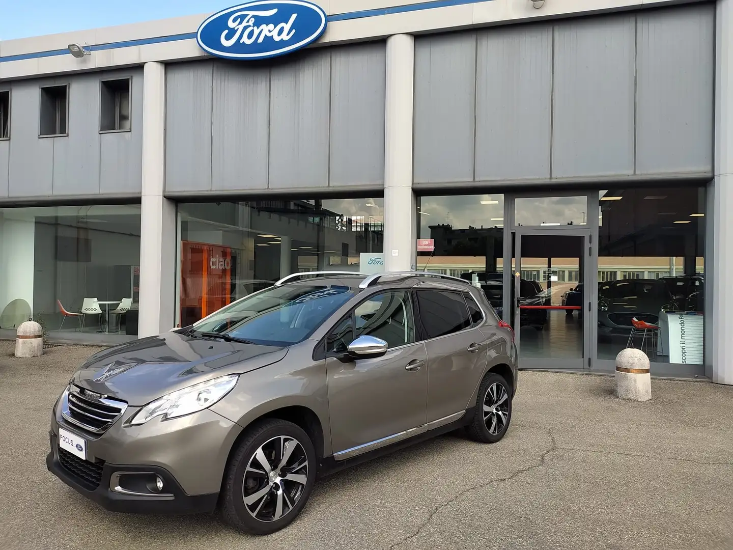 Peugeot 2008 2008 1.2 110cv puretech  Allure Grigio - 2